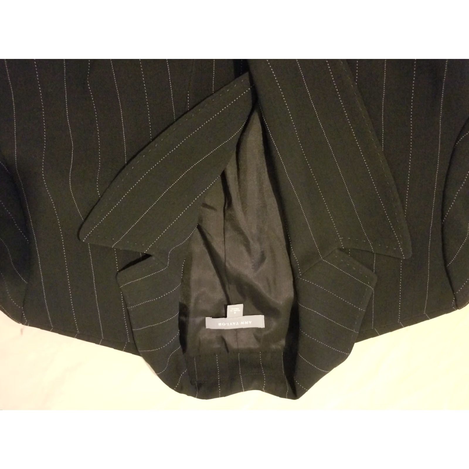 Ann Taylor Womens Ann Taylor Blazer Jacket 6 Black Basic Jacket) Size M / US 6-8 / IT 42-44 - 2 Thumbnail