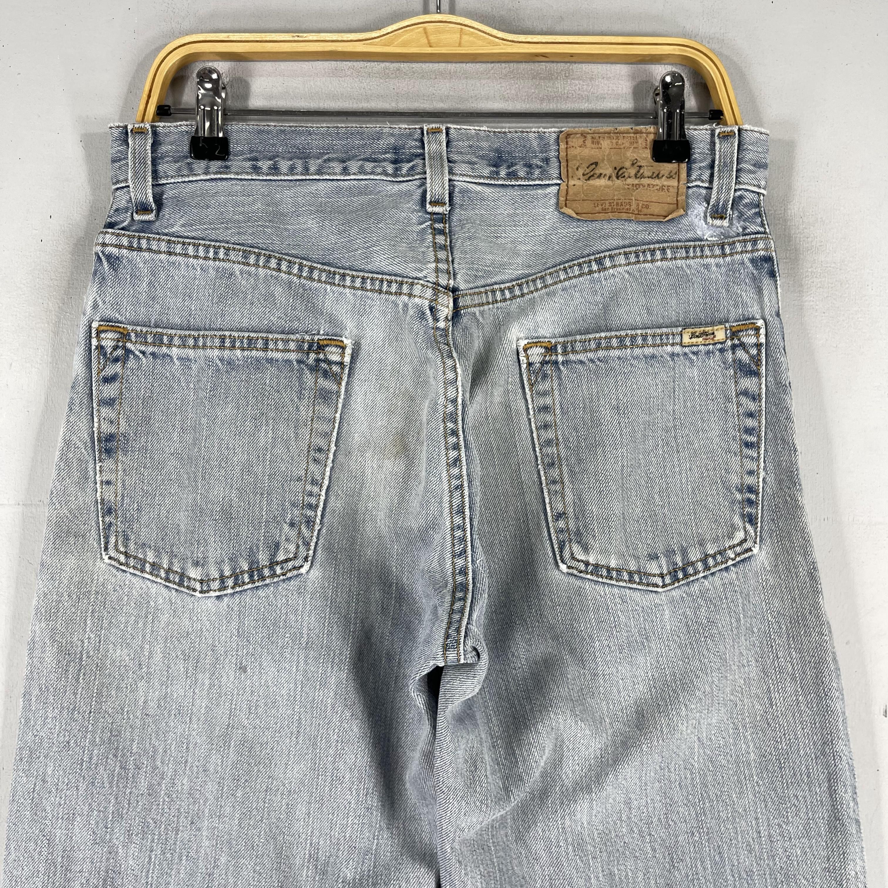 Levi's Size 31 Vintage Levis Signature Distressed Medium Wash Jeans Size US 31 - 8 Thumbnail