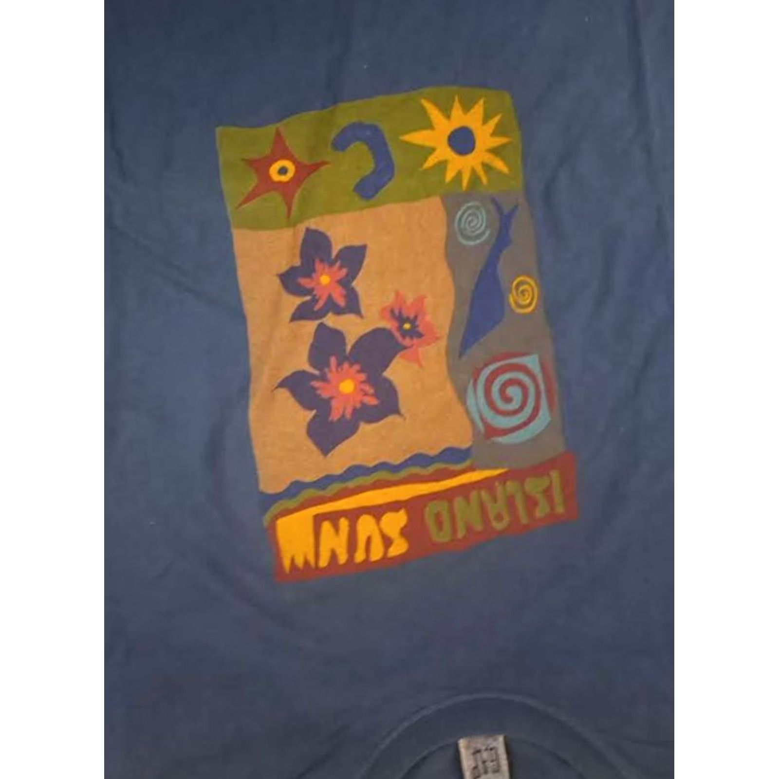Gap Gap USA Made Rare Island Sun Summer Print XL Single Stitch T-Shirt Size US XL / EU 56 / 4 - 3 Thumbnail