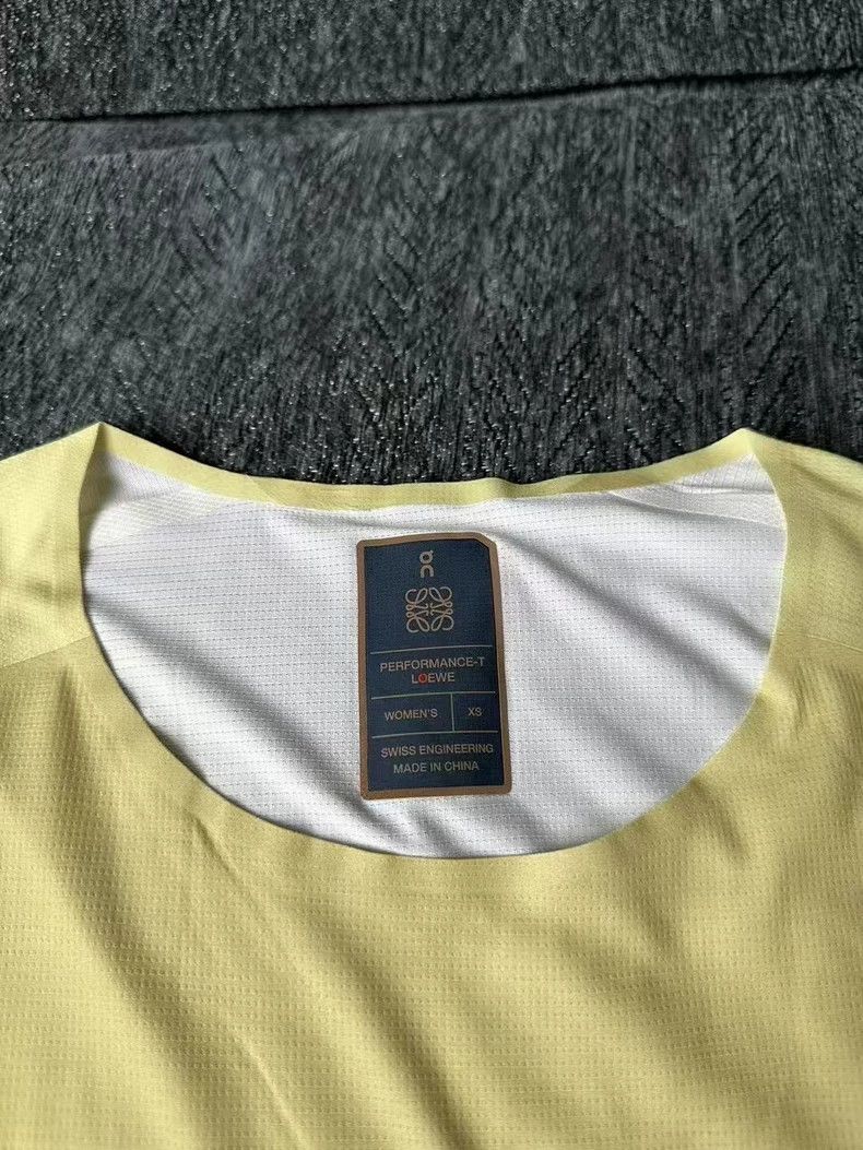 Loewe LOEWE Sports short sleeves Size XS / US 0-2 / IT 36-38 - 3 Thumbnail