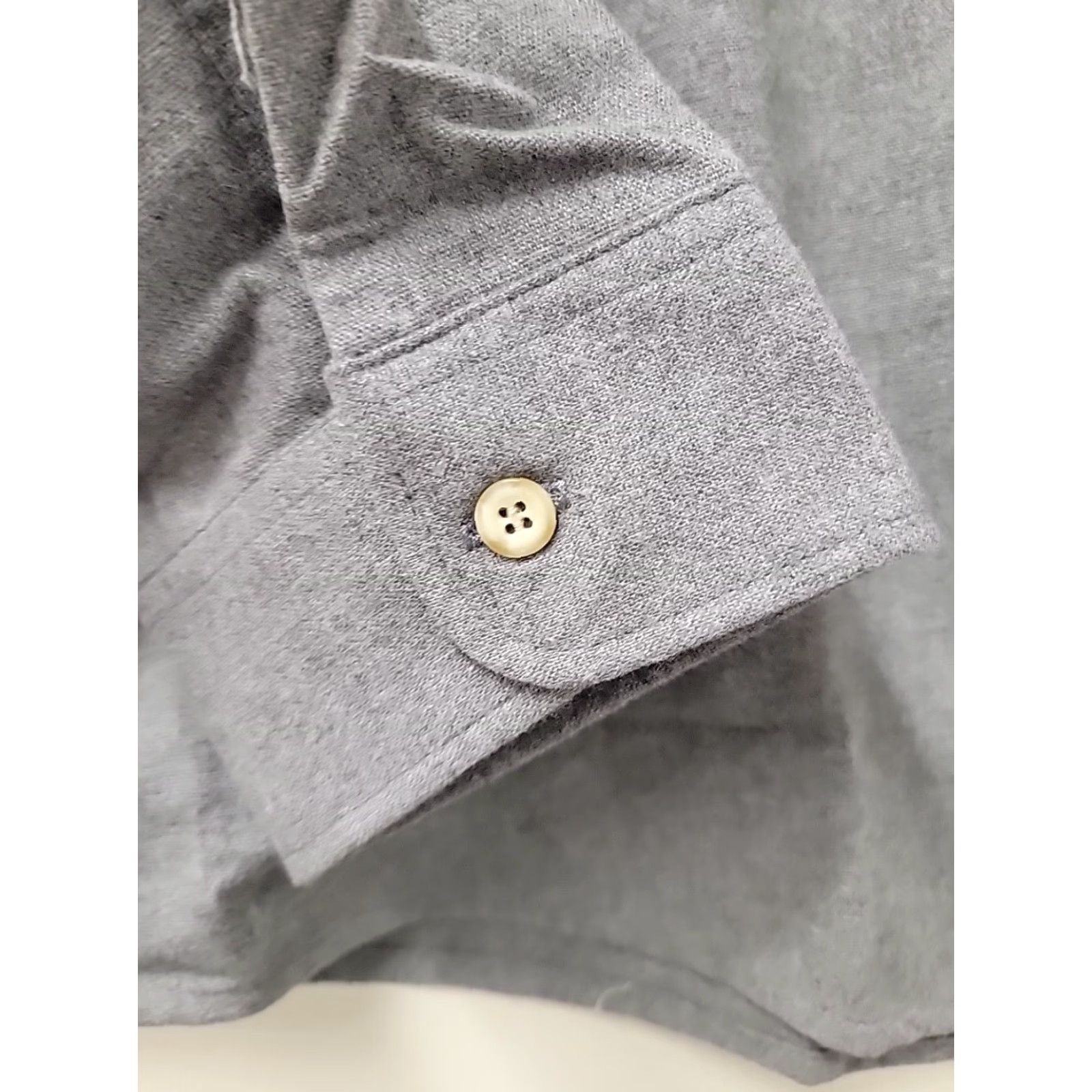 Vintage VINTAGE Winter Run Flannel Shirt Button-Up Mens L Gray Cotton USA 24 Chest 31 Length NWT Size US L / EU 52-54 / 3 - 4 Thumbnail
