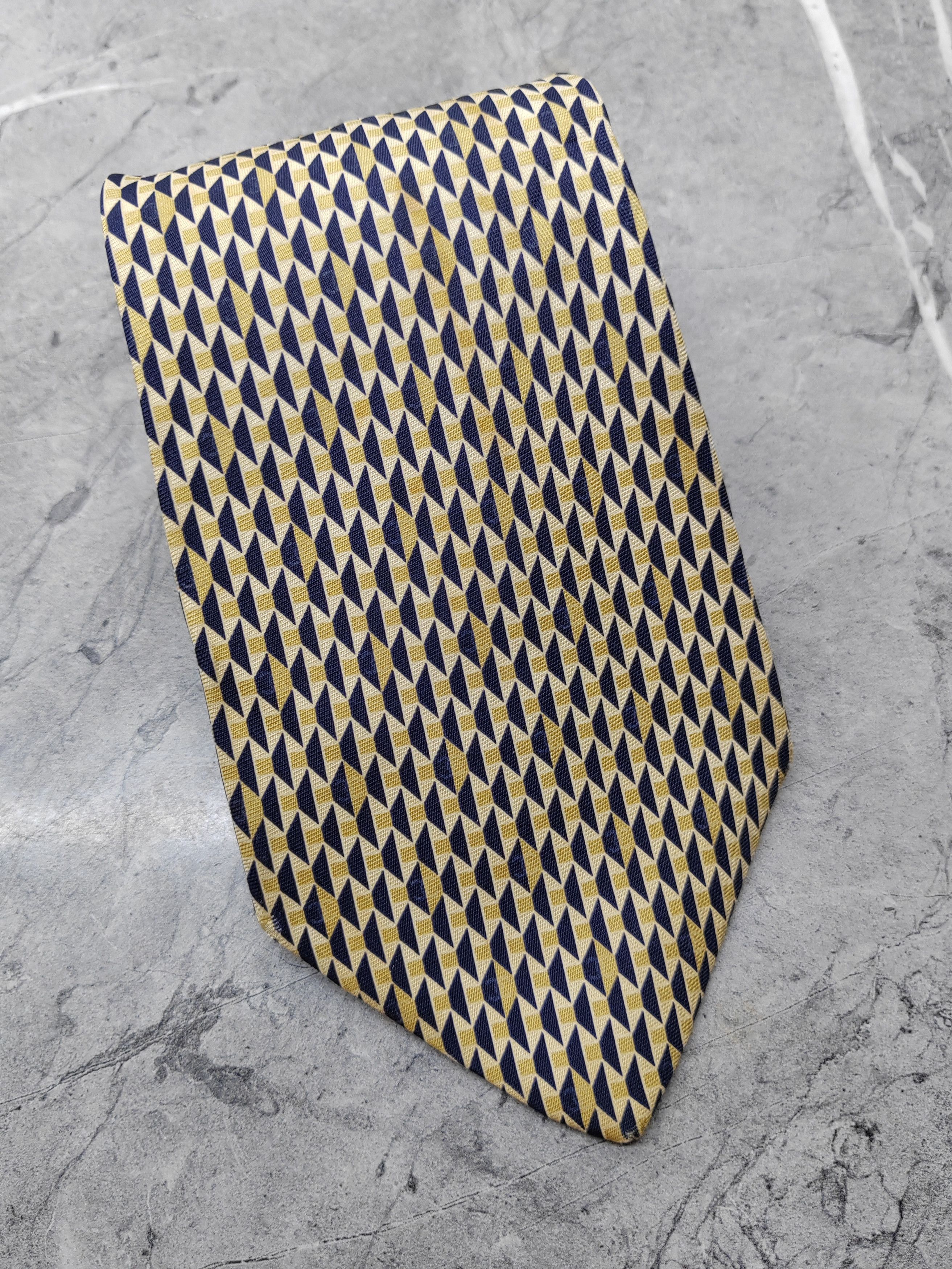 Chanel Chanel Tie Size ONE SIZE - 1 Thumbnail