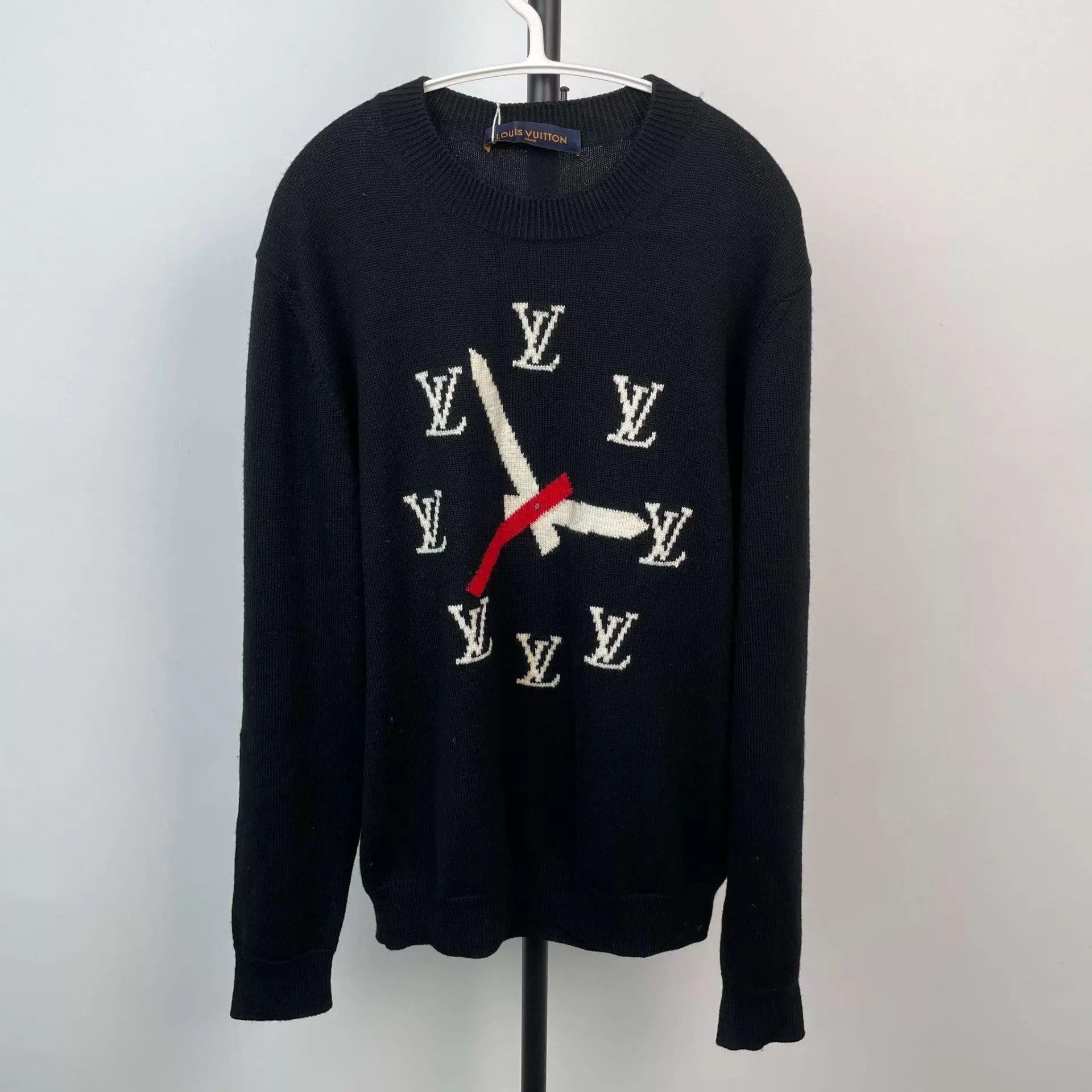 Louis Vuitton Black Long Sleeve Clock Design Sweater Size L Size US L / EU 52-54 / 3 - 1 Thumbnail