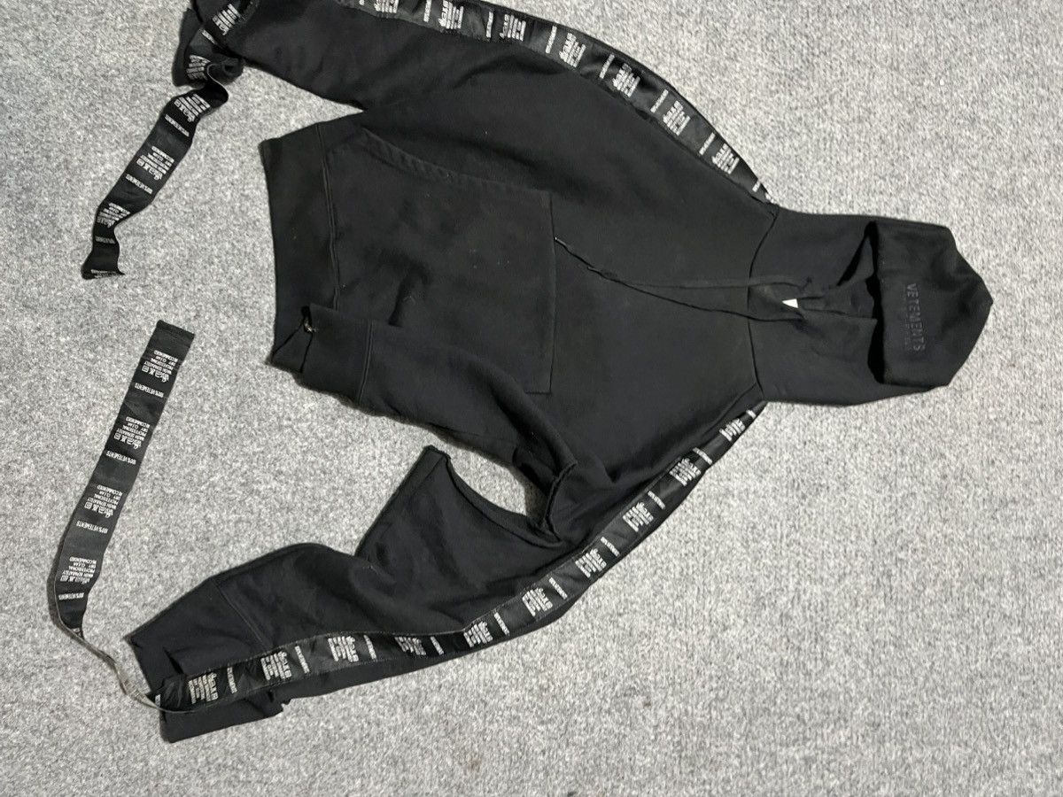 Vetements Vetements Tape Washing Lebel Hoodie Size US XXS / EU 40 - 9 Thumbnail