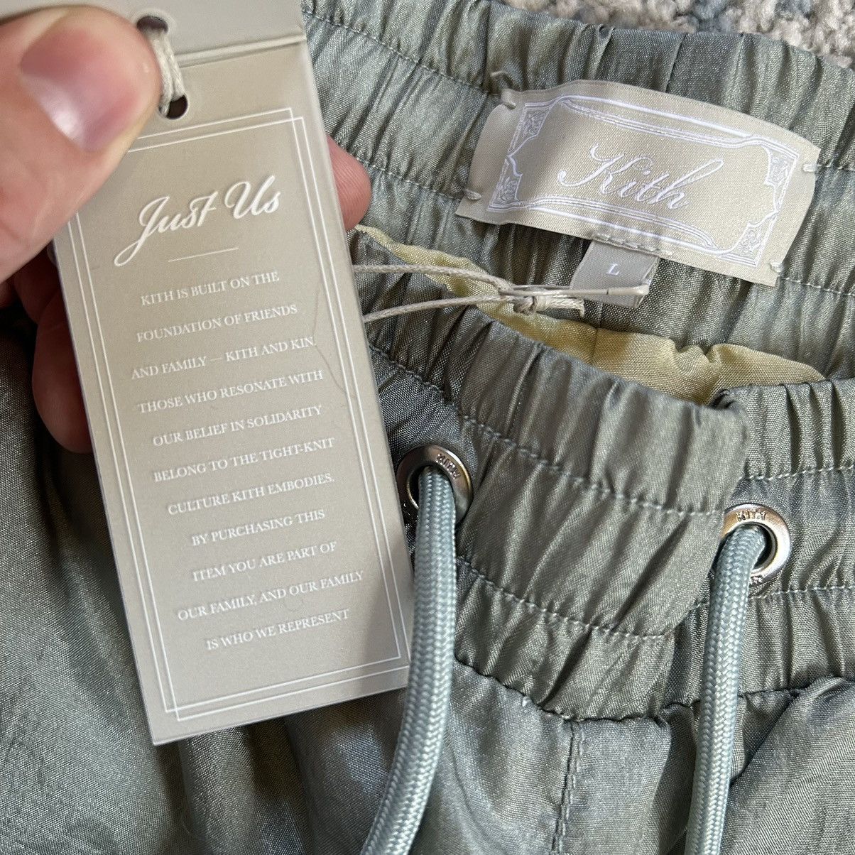 Kith × Ronnie Fieg 2024 SPRiNG KiTH WASHED NYLON DYLAN SHORTS REVERiE Size US 33 - 16 Thumbnail