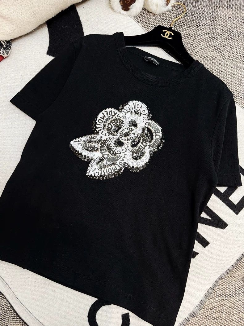 Chanel Chanel 23K Camellia Beaded Short Sleeve Top Size M / US 6-8 / IT 42-44 - 6 Thumbnail