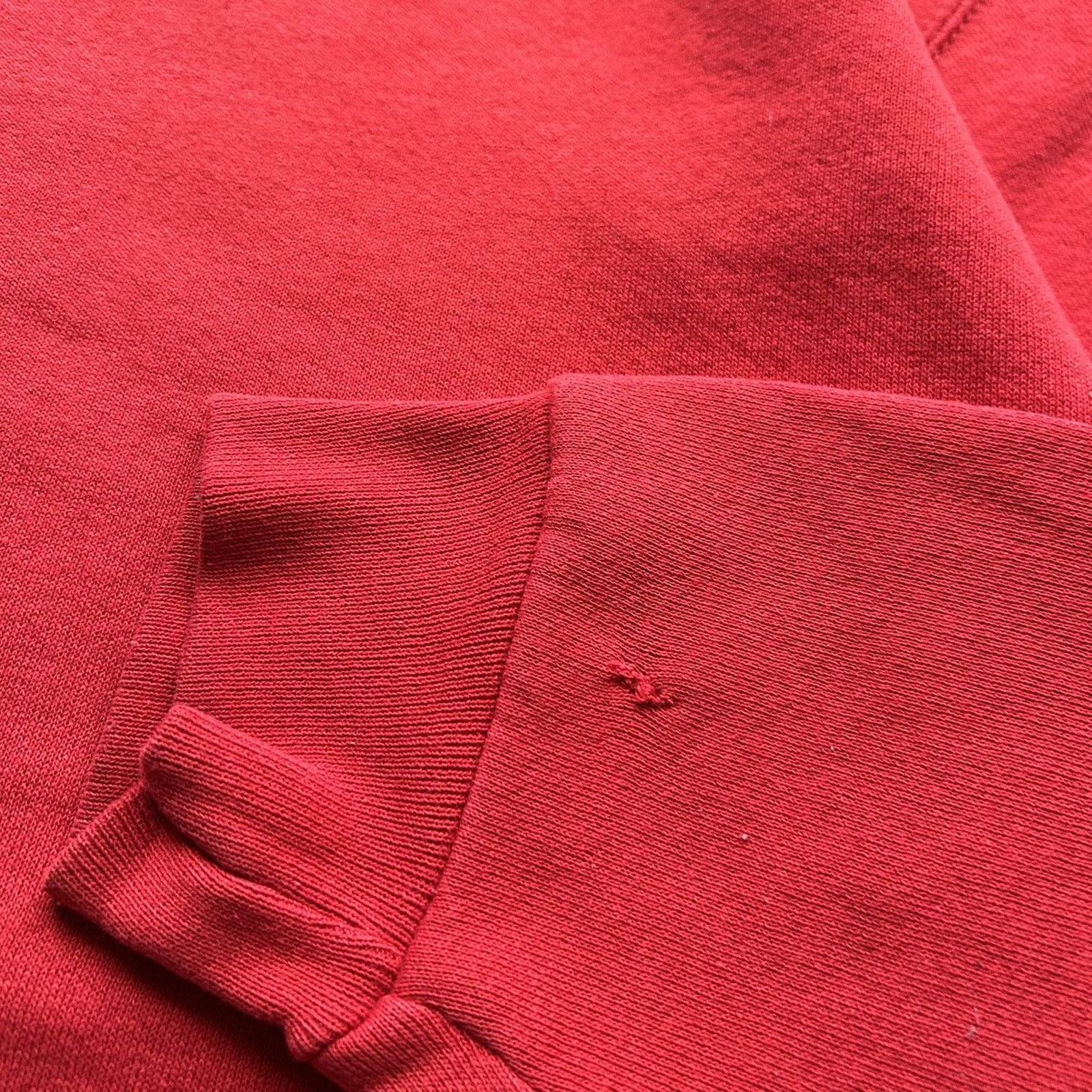 Russell Athletic Vintage 90s Russell Athletic Red Blank Basic Crewneck Medium Size US M / EU 48-50 / 2 - 4 Thumbnail
