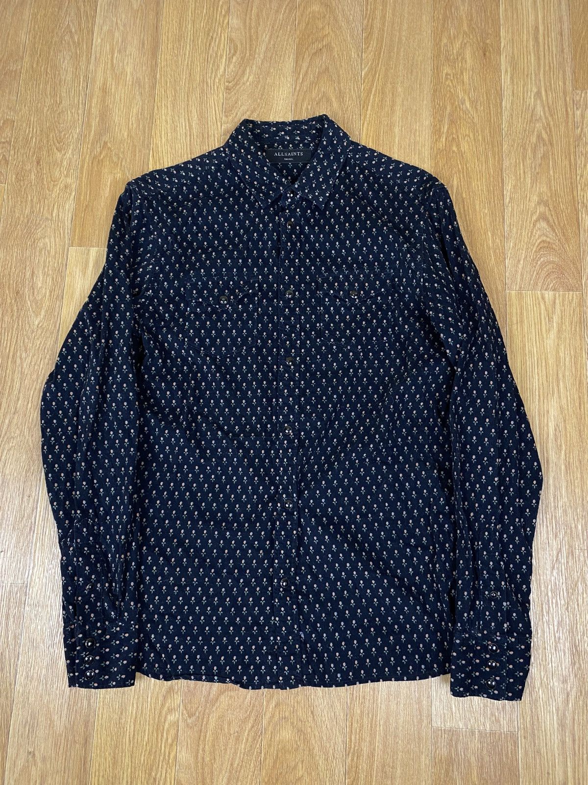 Allsaints Allsaints Velour Monogram Rosebud Button Shirt Long Sleeve Size US S / EU 44-46 / 1 - 1 Thumbnail