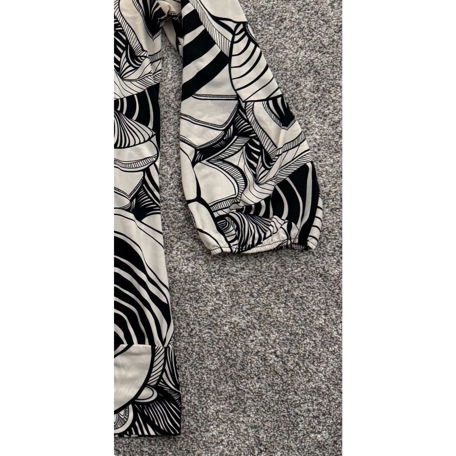 White House Black Market White House Black Market Top Small Retro 70s Groovy 90s Y2K Size S / US 4 / IT 40 - 2 Thumbnail