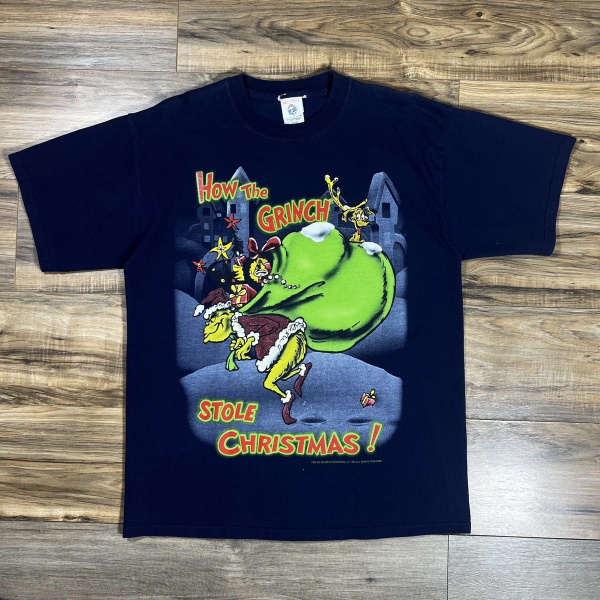 Vintage 1997 DR SEUSS HOW THE GRINCH STOLE CHRISTMAS Size US XL / EU 56 / 4 - 1 Thumbnail