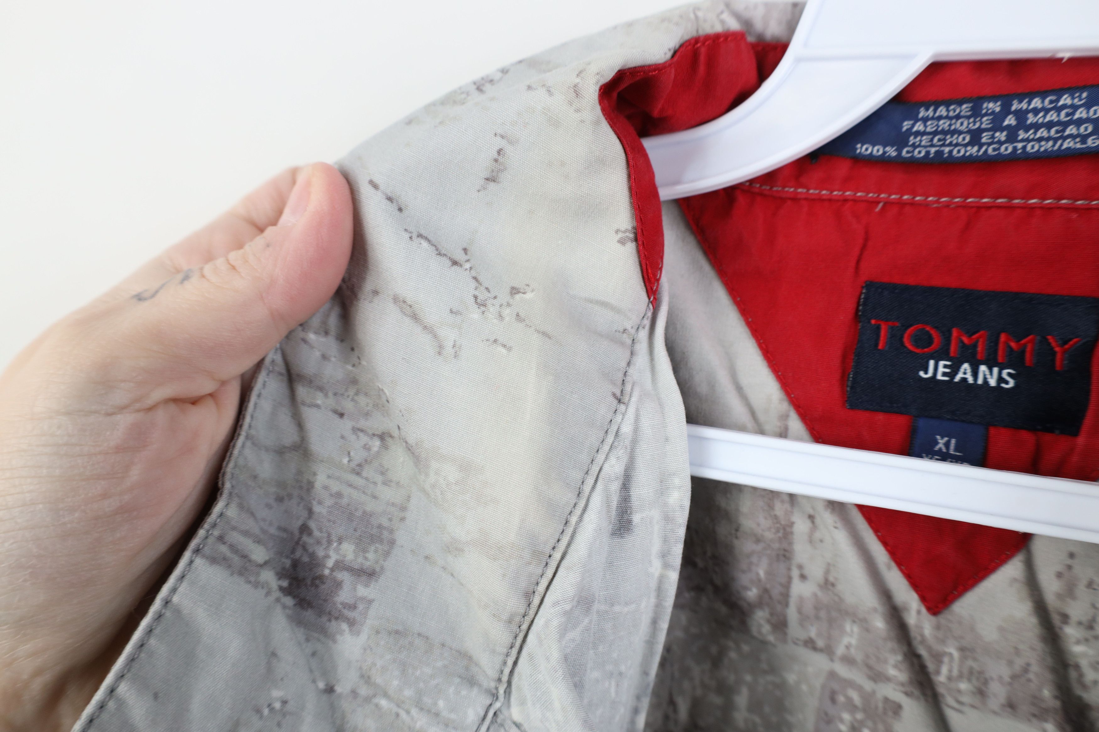 Tommy Hilfiger Vintage 90s Y2K Tommy Hilfiger Stone Wall Collared Shirt Size US XL / EU 56 / 4 - 9 Thumbnail