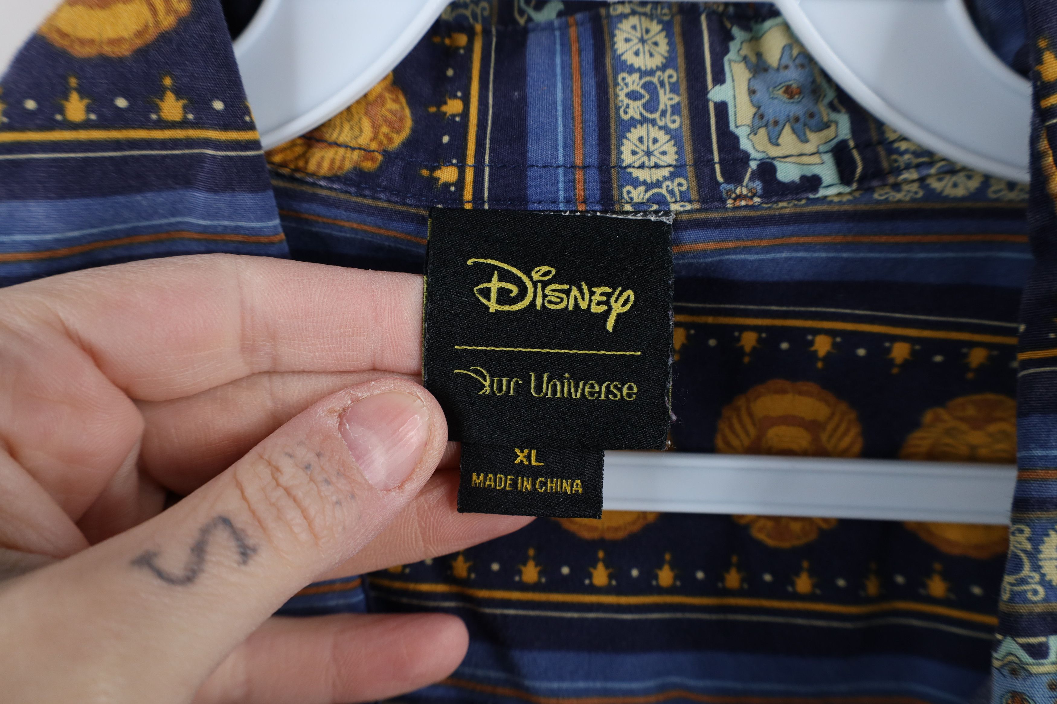 Disney × Vintage Vintage Y2K Disney Short Sleeve Collared Button Shirt Size US XL / EU 56 / 4 - 8 Thumbnail