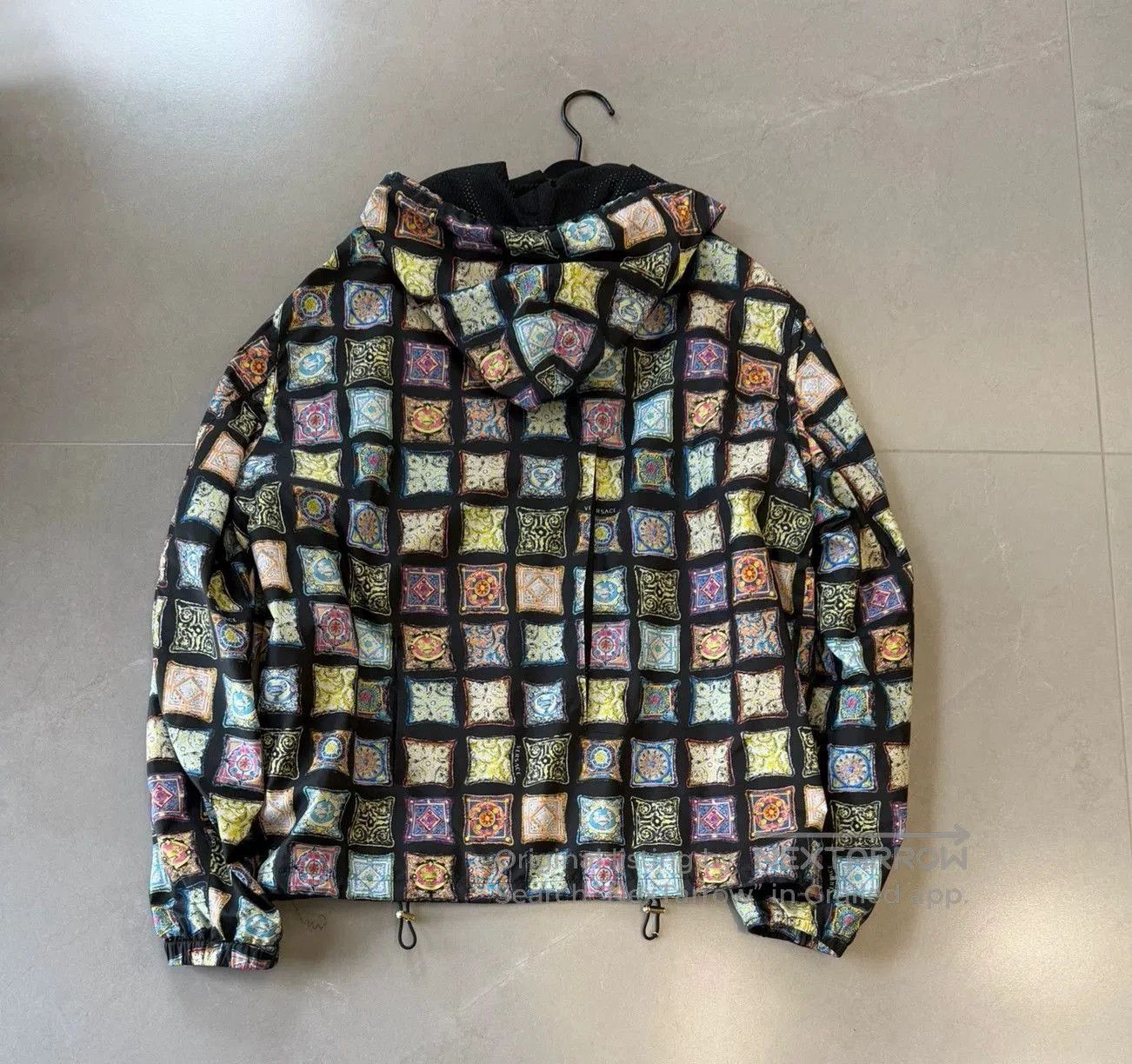 Versace Versace Men's Printed Jacket. Size US XL / EU 56 / 4 - 4 Thumbnail