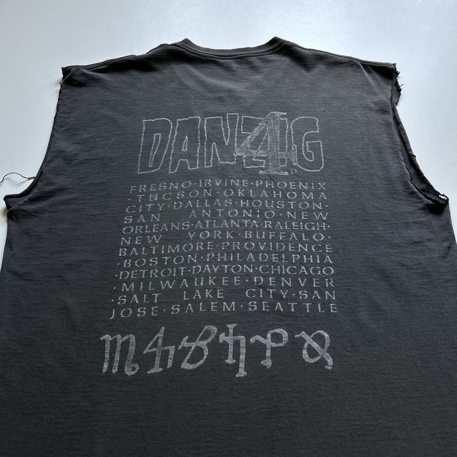 Band Tees Vintage 90s Danzig Tour Shirt Sleeveless XL Faded Distressed Size US XL / EU 56 / 4 - 7 Thumbnail