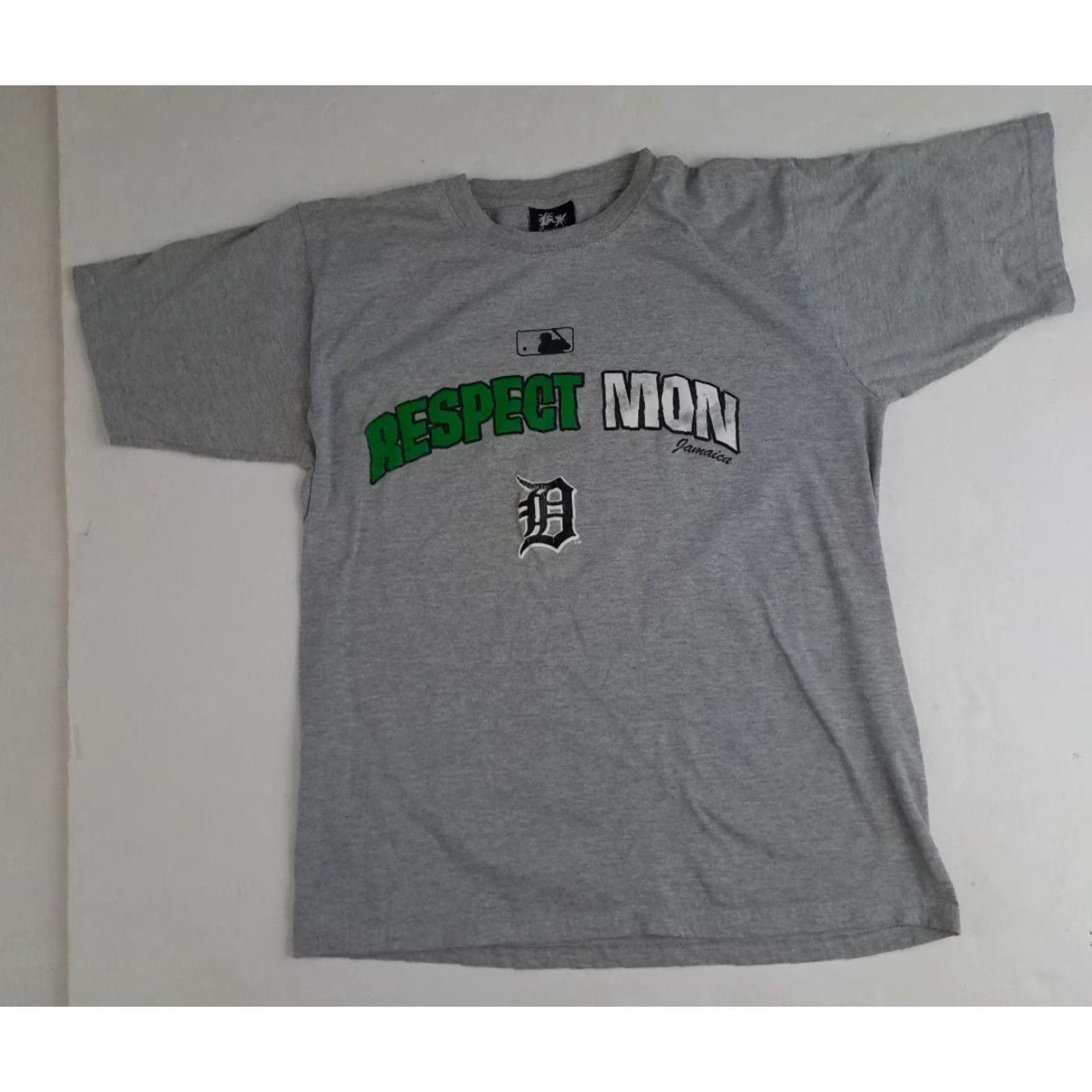 X-LARGE VINTAGE Detroit Tigers T-Shirt Unisex Adults XL Gray 2007 Short Sleeve Tigers Baseball Janaica Resect Mon X-Large Grey Size US XL / EU 56 / 4 - 3 Thumbnail