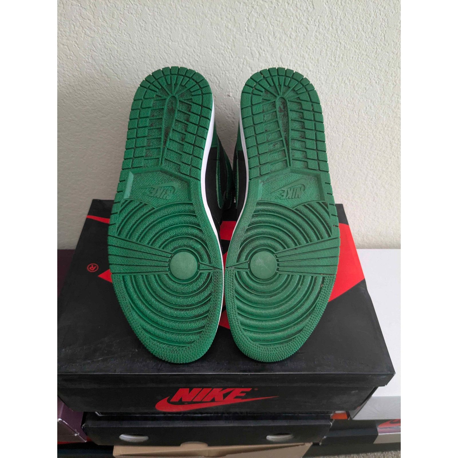 Air Jordan 1 Retro High OG Pine Green 2.0 Size 10 - OG Box