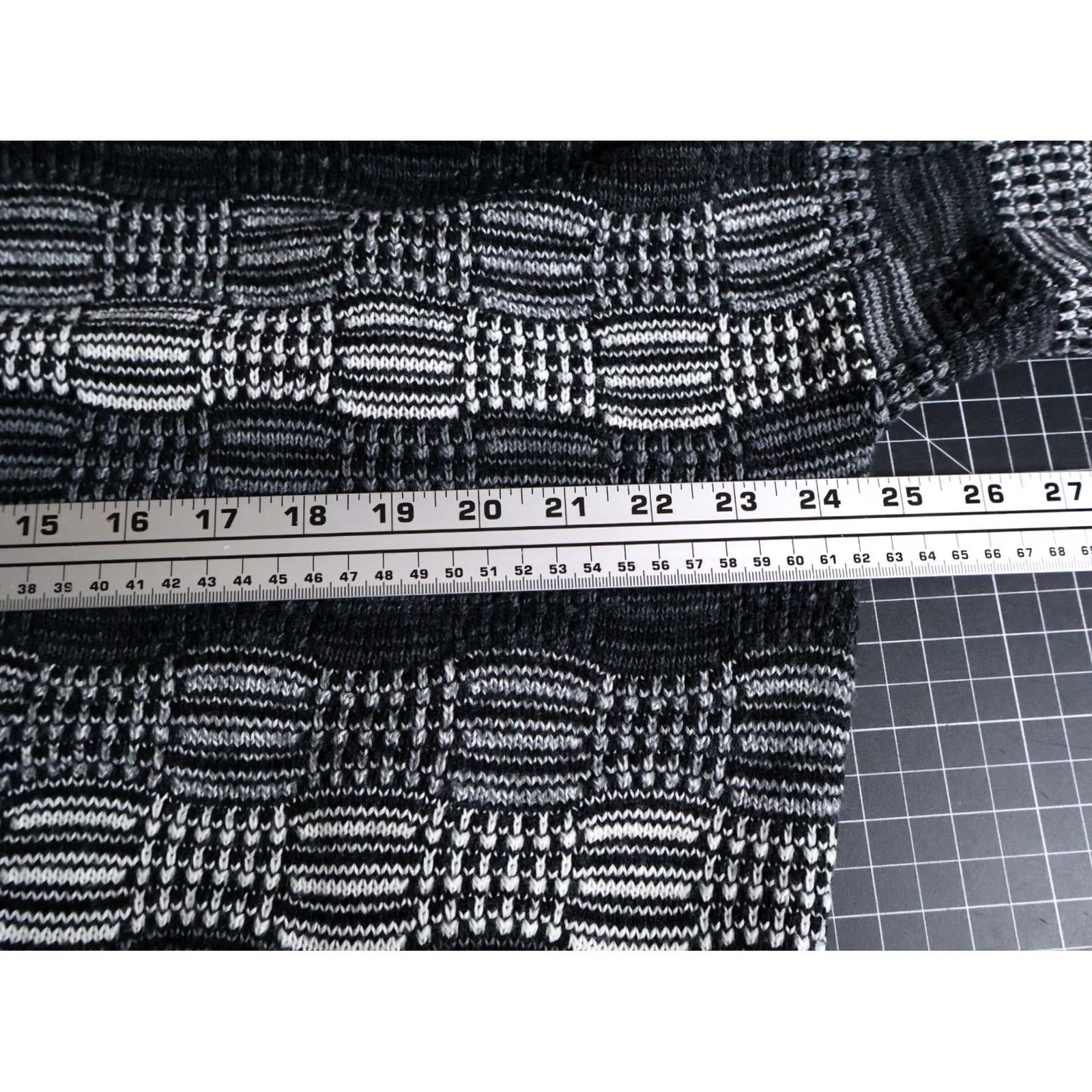 Vintage VINTAGE David Taylor Sweater Mens XL Gray Black Textured Stripe Knit USA Made VTG Size US XL / EU 56 / 4 - 5 Thumbnail
