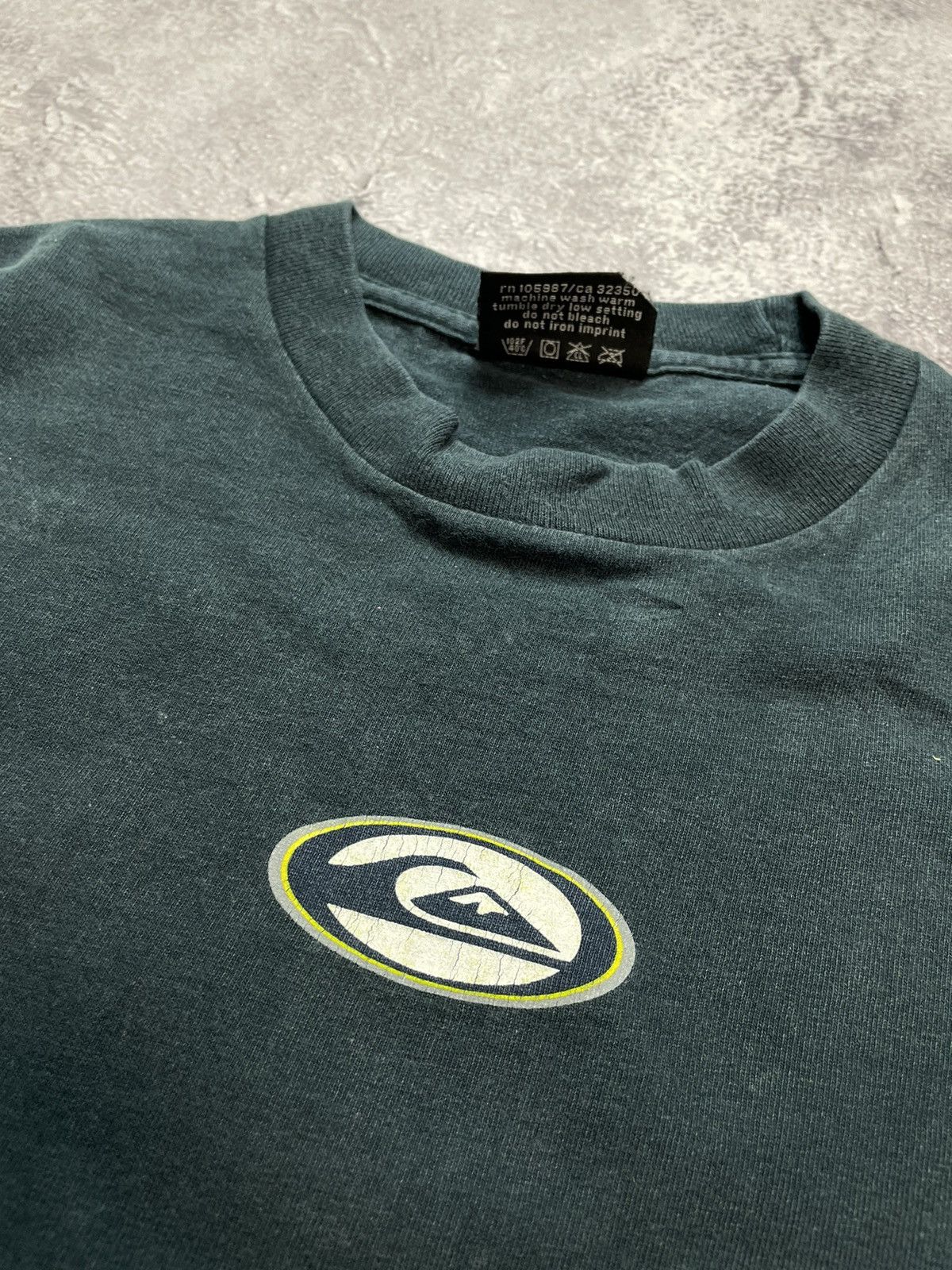 Quiksilver Vtg 90s Quiksilver Faded Surf Skate Single Stitch Tee M Size US M / EU 48-50 / 2 - 9 Thumbnail