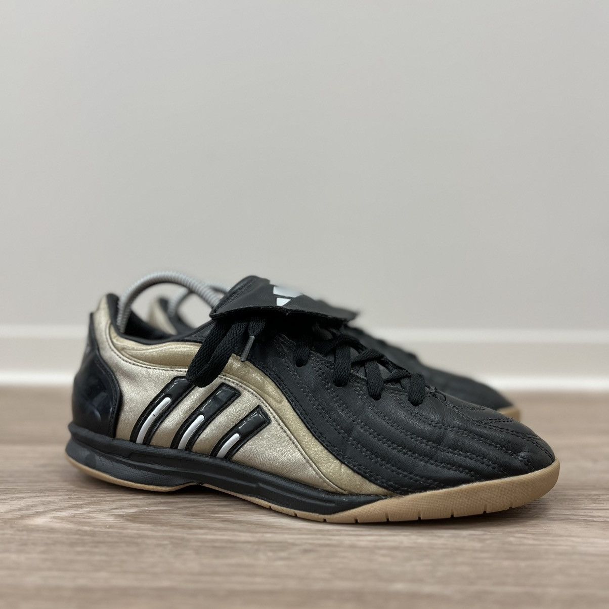 Vintage 2003 Adidas Predator Mania IC Indoor Soccer Sneakers