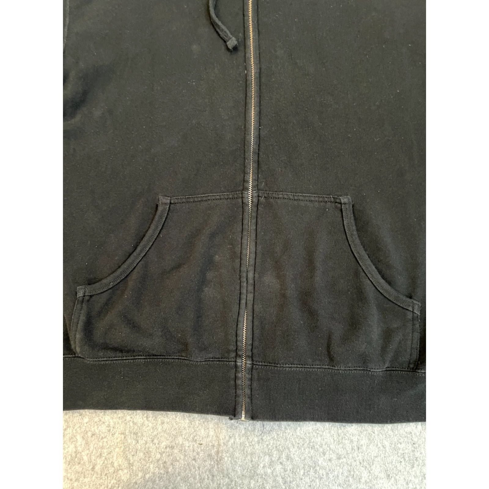 Vintage Snapchat Ghost Logo Hoodie Men’s Large Black Zip Full Zip Fleece Kangaroo Pockets Independent Trading Company Shirt? Size US L / EU 52-54 / 3 - 2 Thumbnail