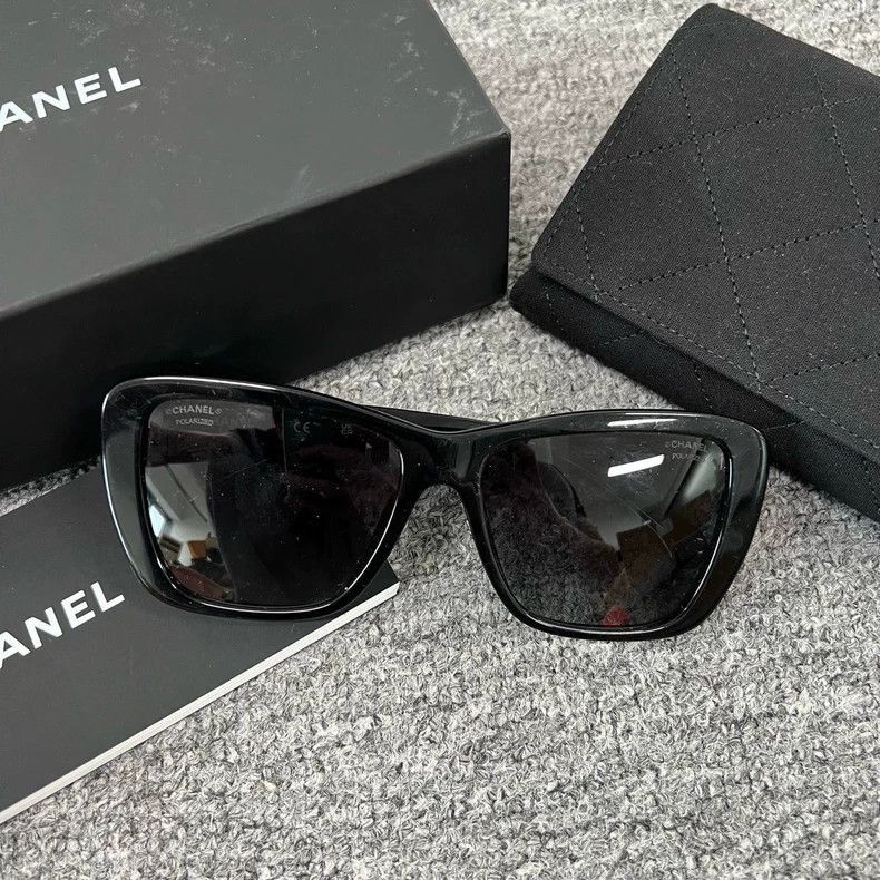 Chanel chanel colorful logo sunglasses with accessories Size ONE SIZE - 3 Thumbnail