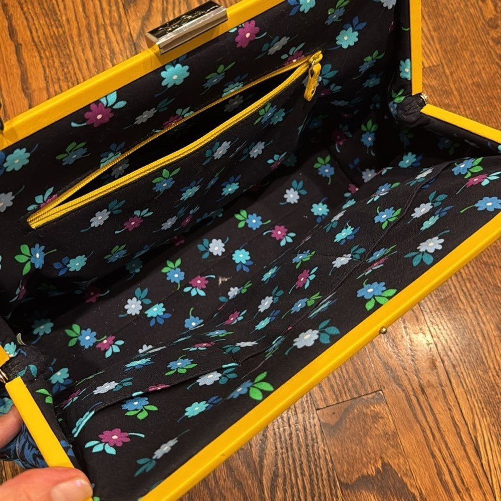 Vera Bradley Vera Bradley Barbara Frame Bag in Midnight Blues. Quilted f Size ONE SIZE - 7 Thumbnail