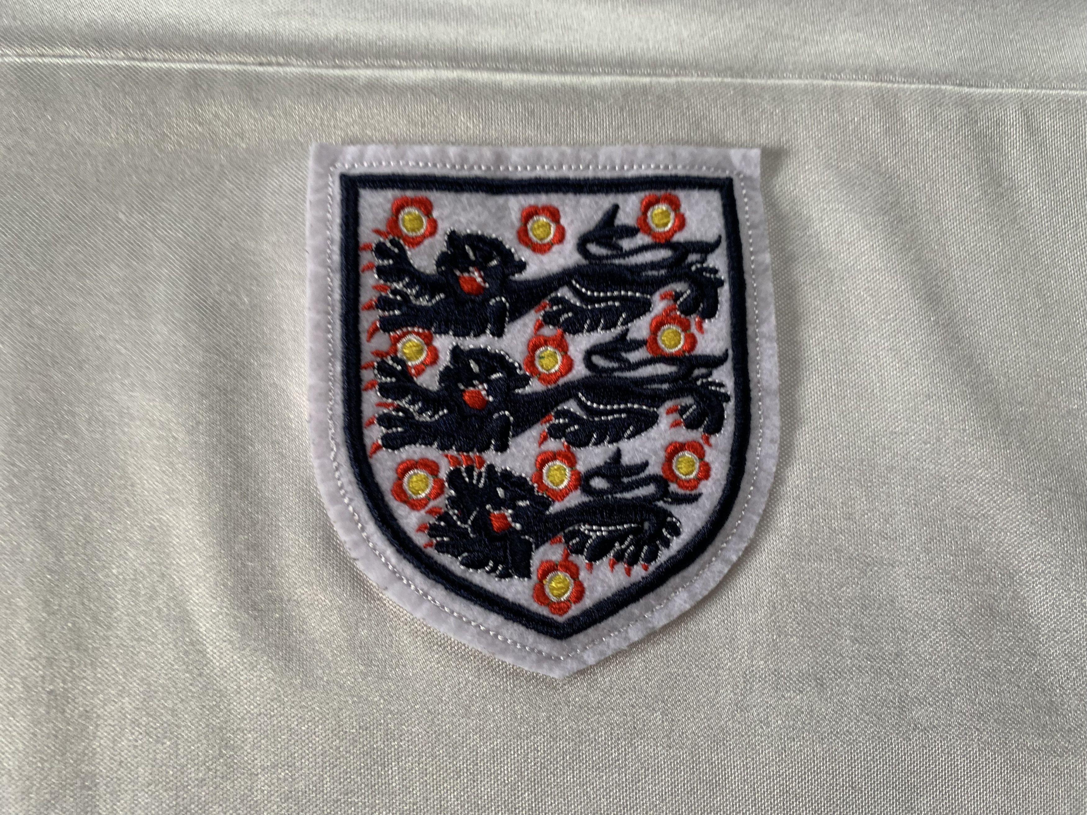 Vintage Vintage Score Draw England White 2018 T-Shirt Size US L / EU 52-54 / 3 - 5 Thumbnail