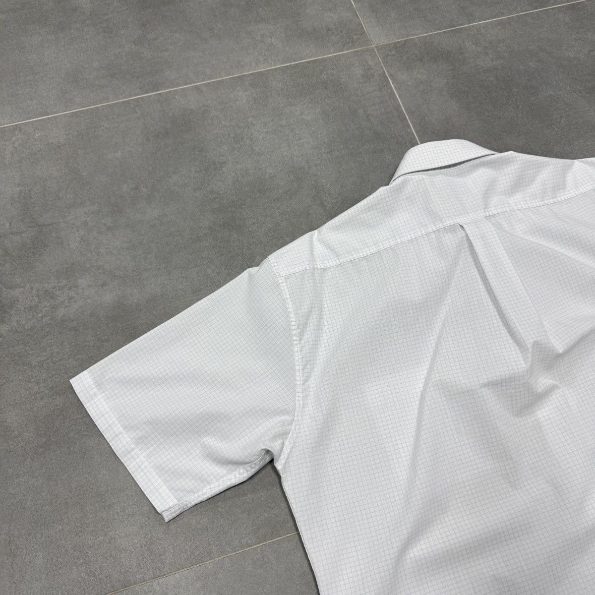 Yves Saint Laurent Yves Saint Laurent Short Sleeve Button Shirt White Checked Size US L / EU 52-54 / 3 - 18 Thumbnail