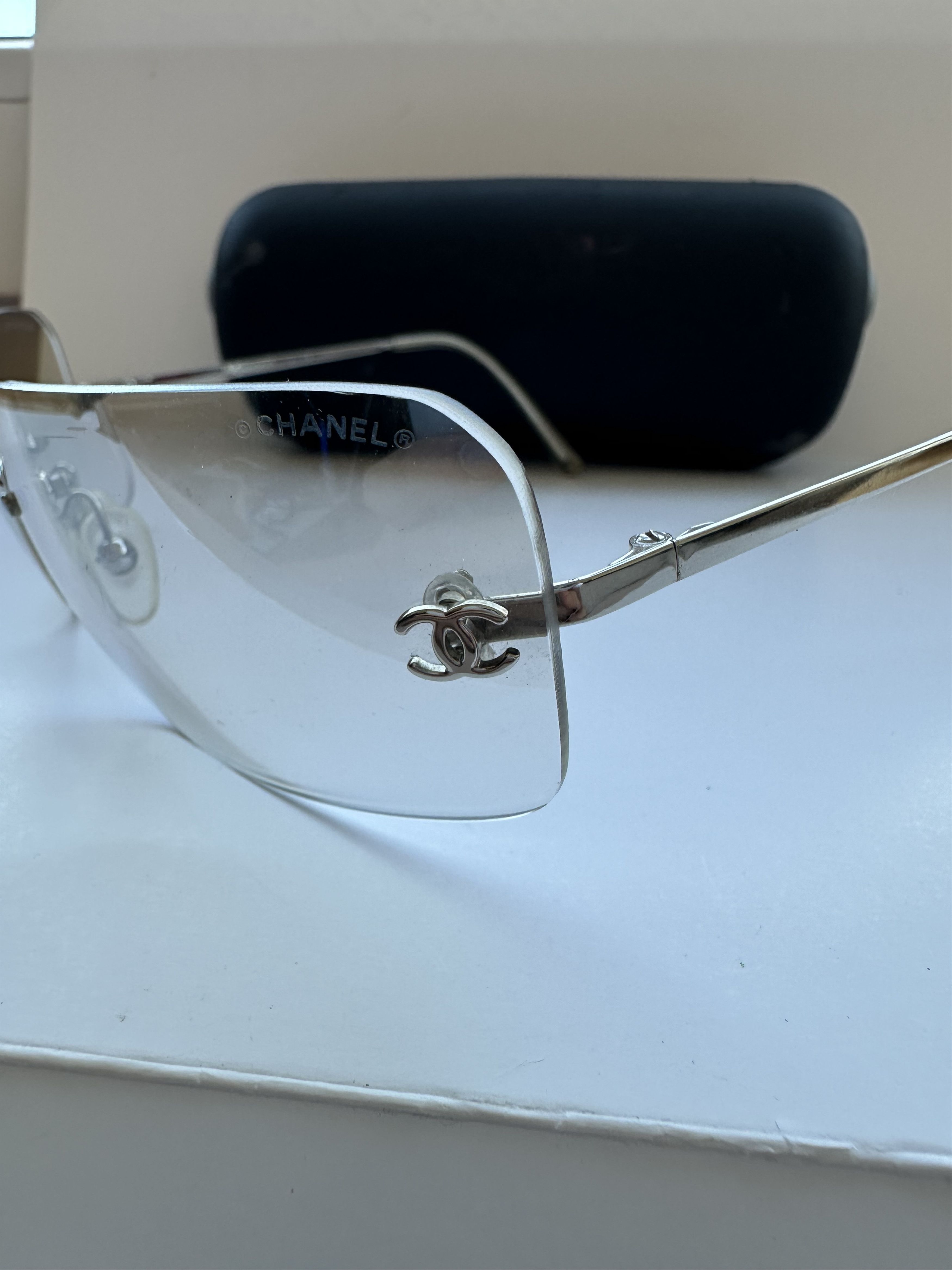 Chanel Vintage Chanel 4017 CC Logo Rimless Glasses Silver 0 Size ONE SIZE - 4 Thumbnail