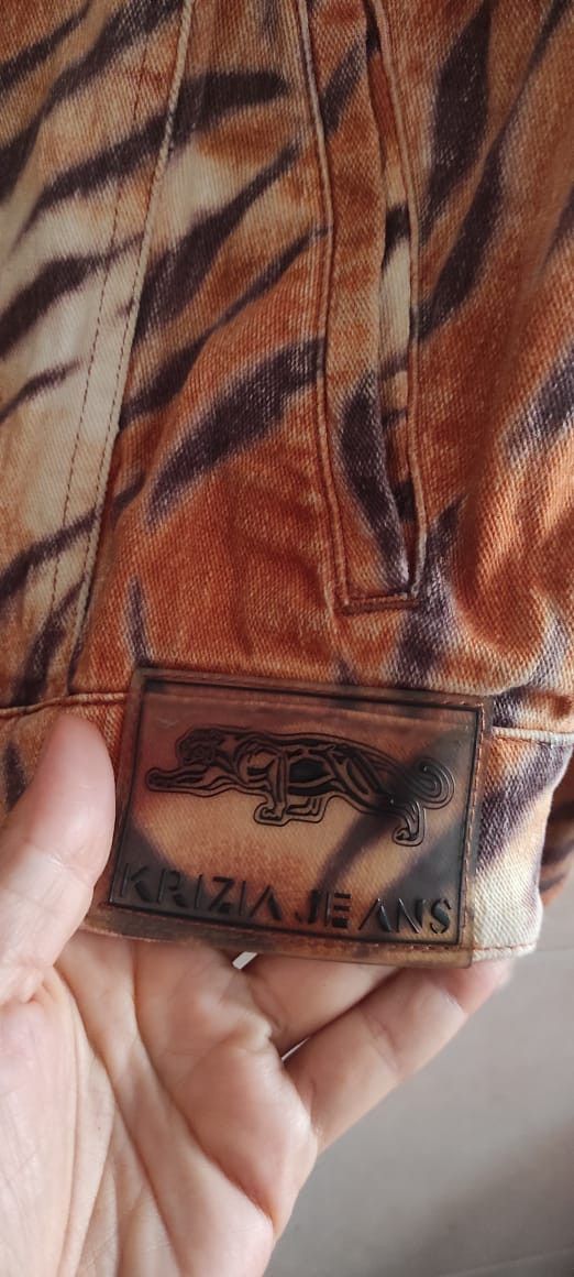 Vintage KRIZIA VINTAGE LEOPARD JEANS JACKET ITALY SIZE M Size M / US 6-8 / IT 42-44 - 8 Thumbnail