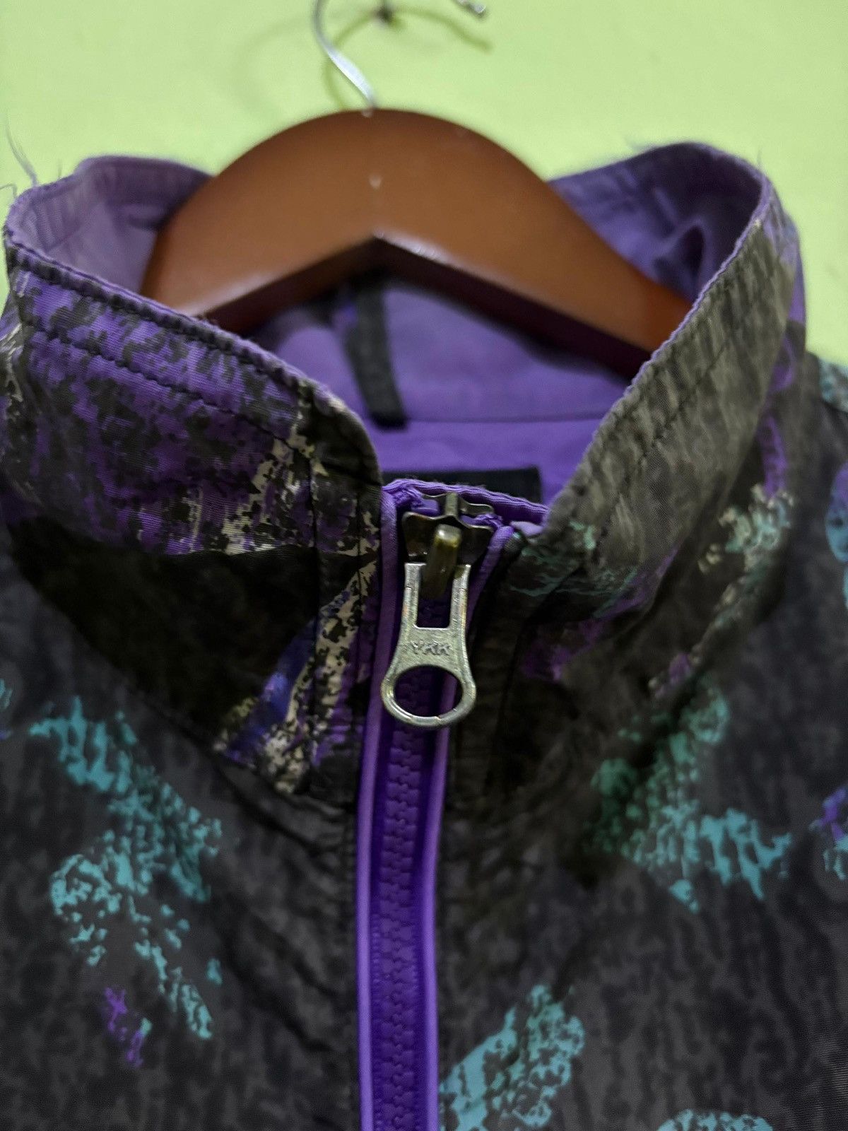 The North Face × Vintage VTG The North Face Light Jacket Abstract Art Design Size US M / EU 48-50 / 2 - 11 Thumbnail