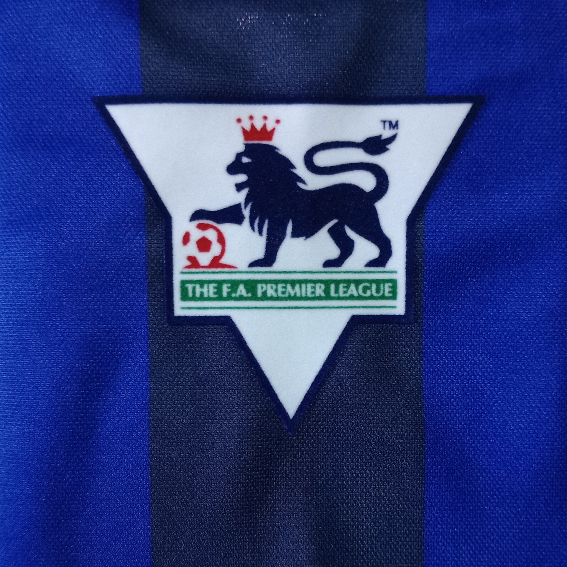 Nike Sunderland 2001-2002 Away Jersey Kevin Phillips 10 Size US M / EU 48-50 / 2 - 6 Thumbnail
