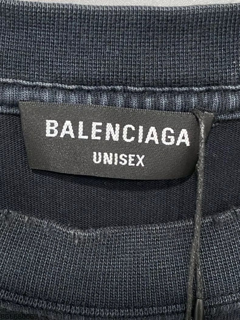 Balenciaga Balenciaga Worn-out monogram logo short sleeve Size US L / EU 52-54 / 3 - 5 Thumbnail