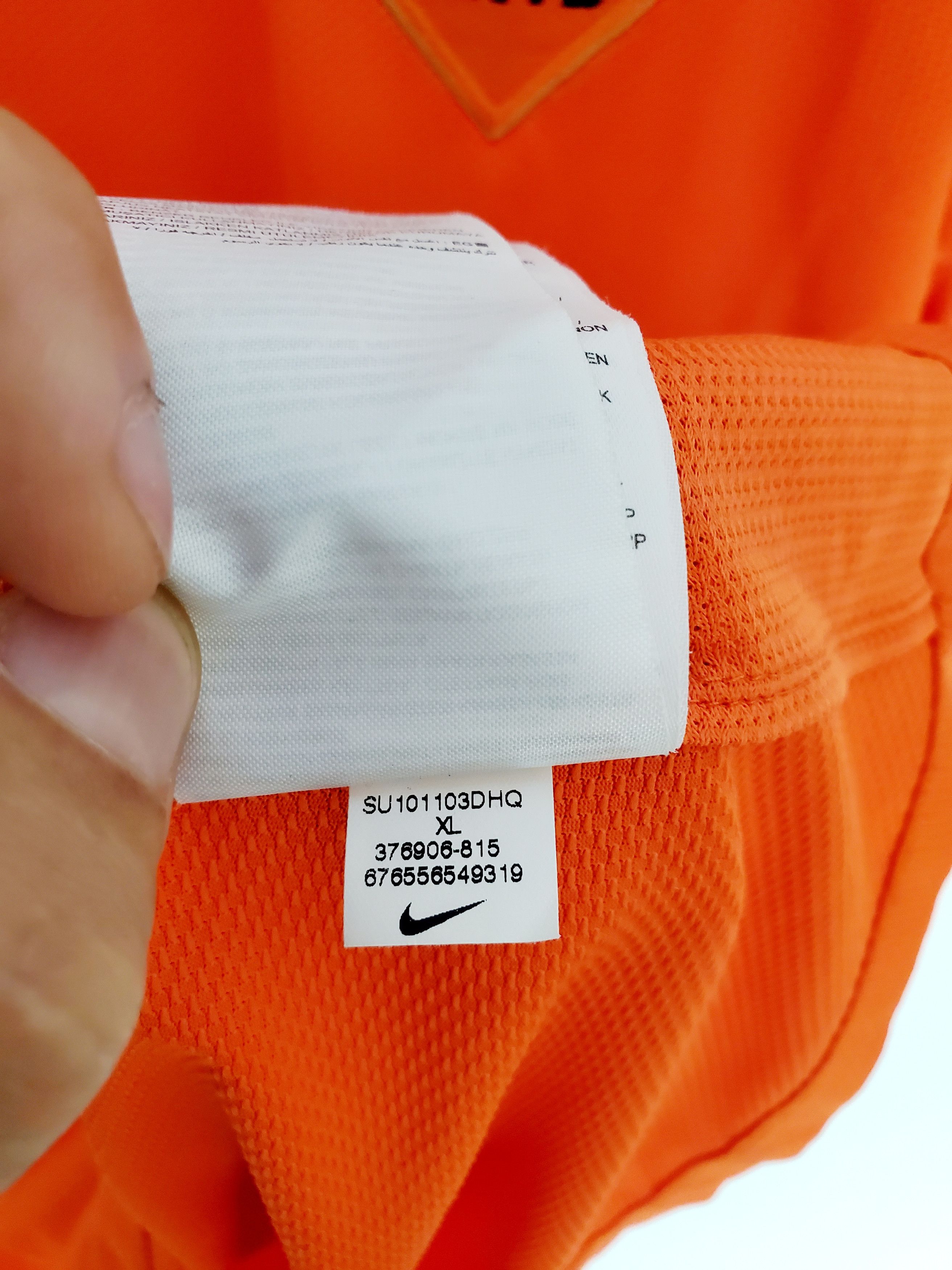 Nike NETHERLANDS 2010 2011 HOME JERSEY NIKE New condition Xl Size US XL / EU 56 / 4 - 7 Thumbnail