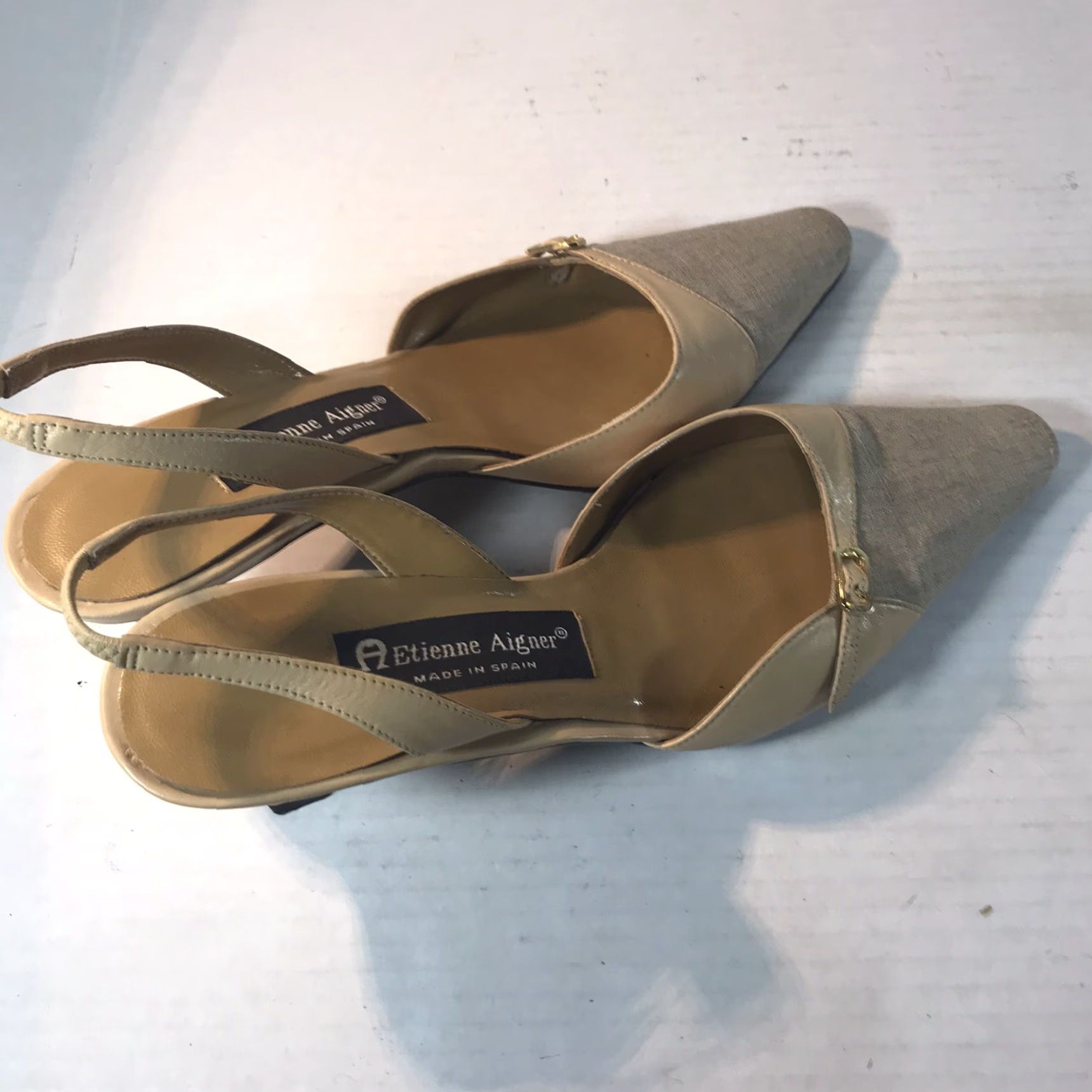 Etienne Aigner Etienne Aigner Beige Slingback Heels Womens Size 7.5M Mid Heel 2.5in Pointed Toe Spain Size US 8 / IT 38 - 5 Thumbnail