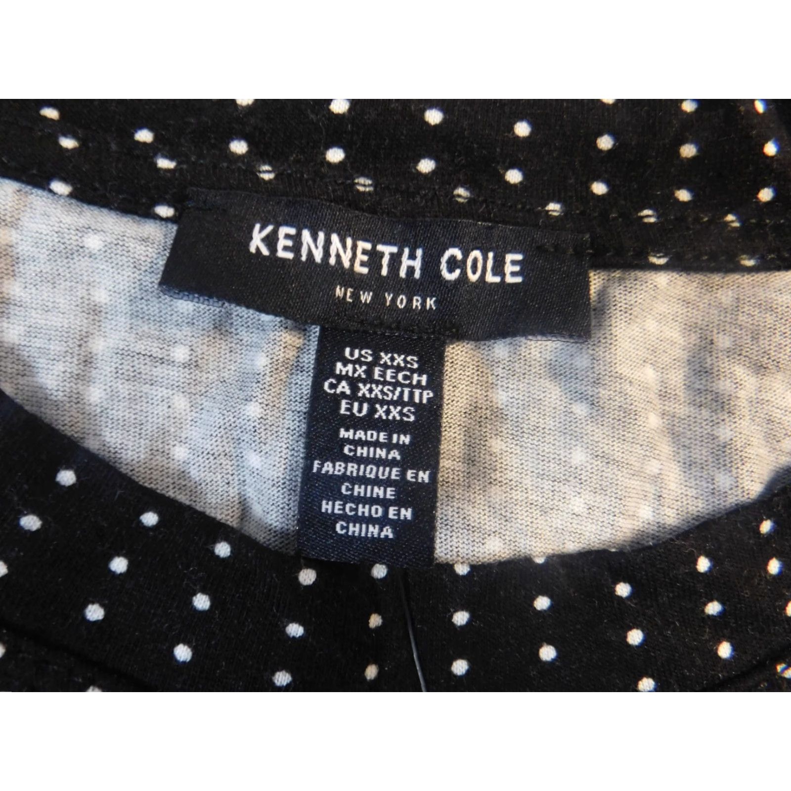 Kenneth Cole Kenneth Cole Blouse Womens 2XS Black Polka Dot Short Sleeve Crew Neck Pullover Casual Polyester Rayon Button Regular Size XXS / US 00 / IT 34 - 5 Thumbnail
