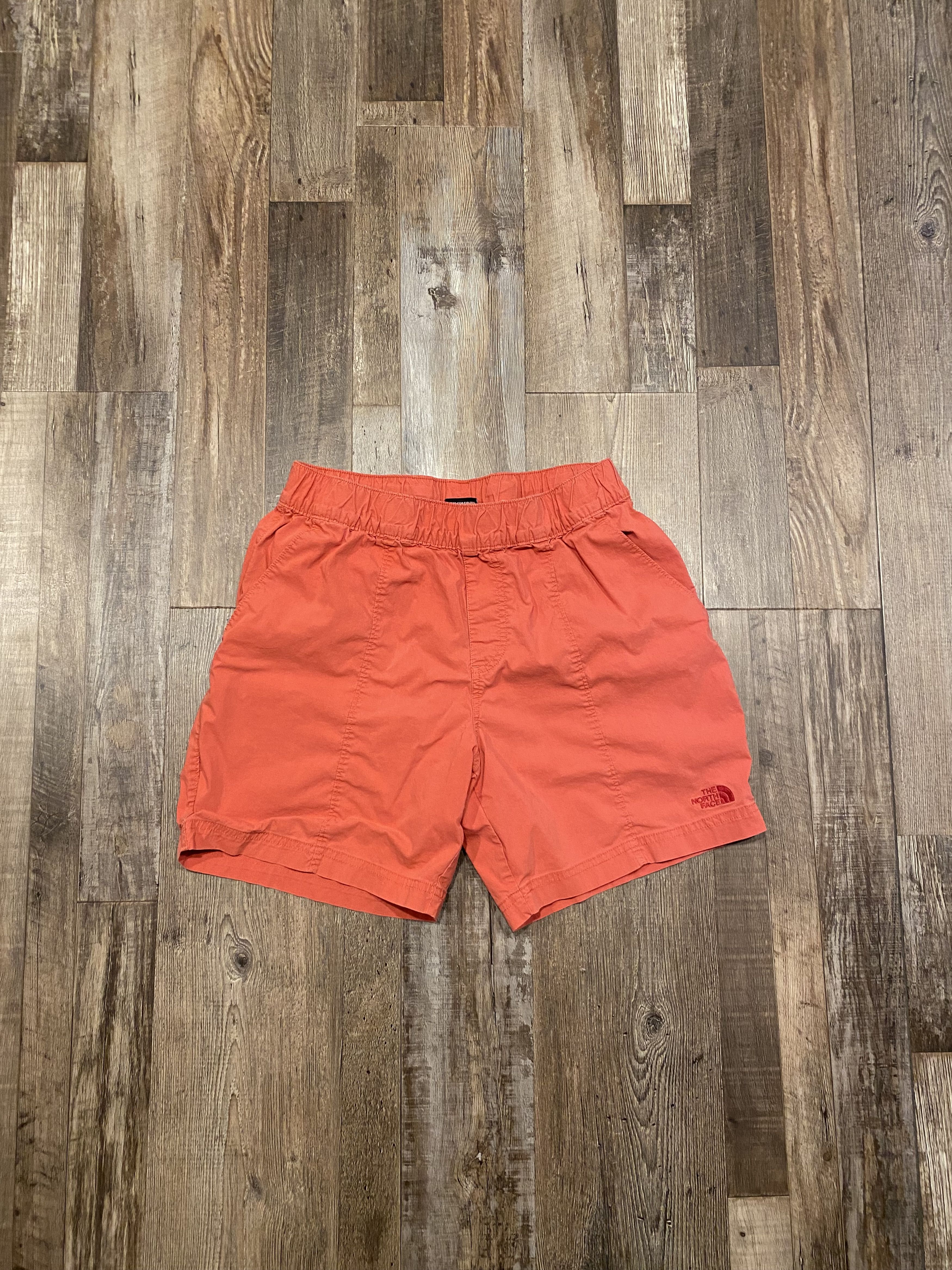 The North Face The North Face Red Beach Shorts Size US 30 / EU 46 - 2 Thumbnail