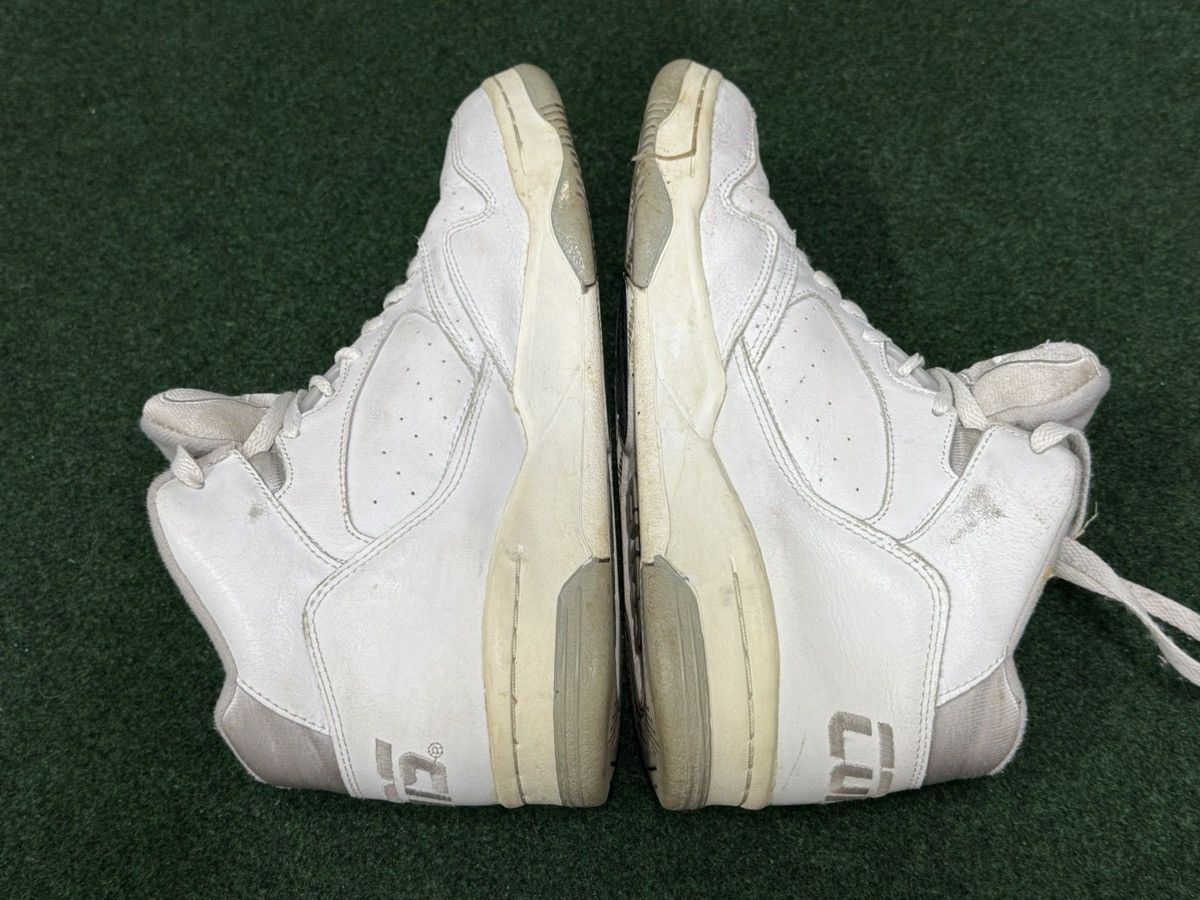 Converse RARE Vintage Converse CONS Basketball Sneakers Size US 10 / EU 43 - 5 Thumbnail
