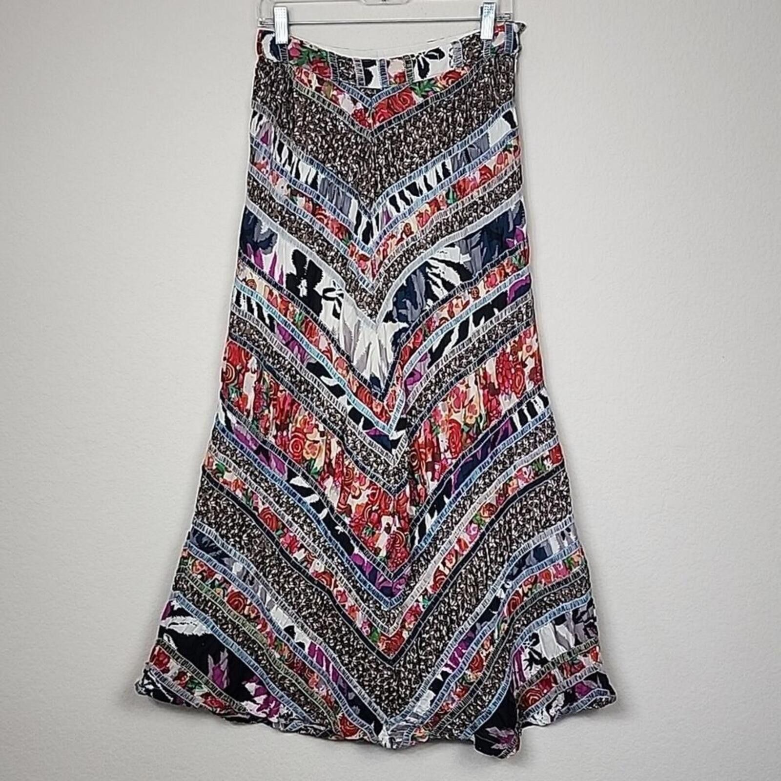 Free People Free People Size 6 Vintage Intricate Patchwork Skirt Size 28" / US 6 / IT 42 - 1 Thumbnail