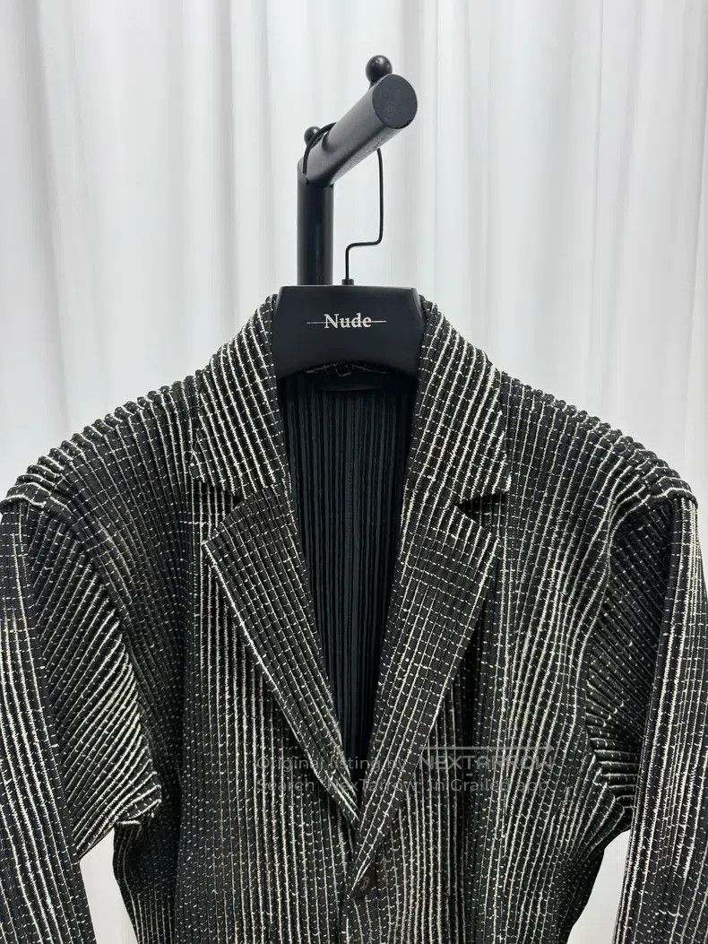 Issey Miyake Issey Miyake Irregular Dyeing Ruffled Jacket Size US S / EU 44-46 / 1 - 4 Thumbnail