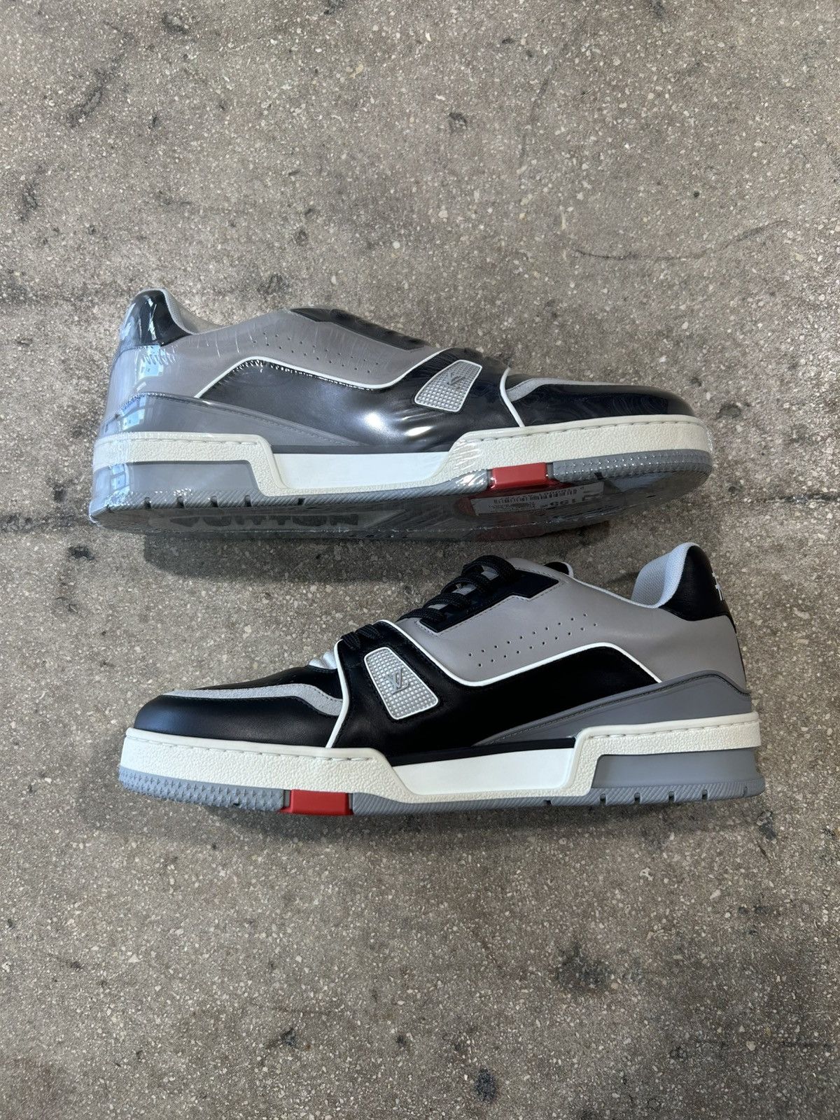 Louis Vuitton OG Louis Vuitton Sneaker Virgil Size US 9 / EU 42 - 2 Thumbnail