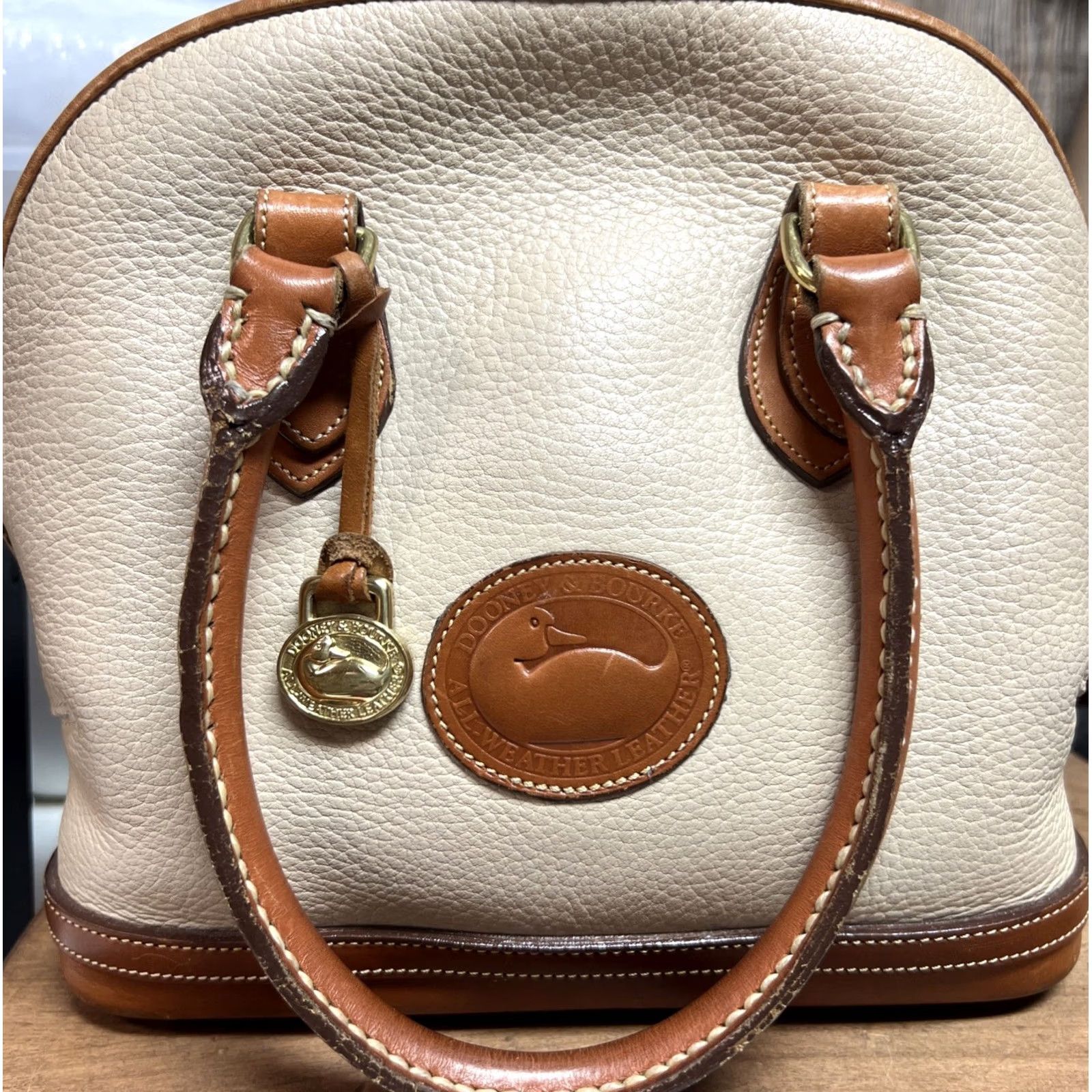Dooney & Bourke Dooney & Bourke Zip Satchel Pebbled Leather Purse Handbag Cream - Dooney & Bourke Satchel/Top Handle Bag, Medium, Women, Pebbled Leather, Zip, Cream Size ONE SIZE - 2 Thumbnail