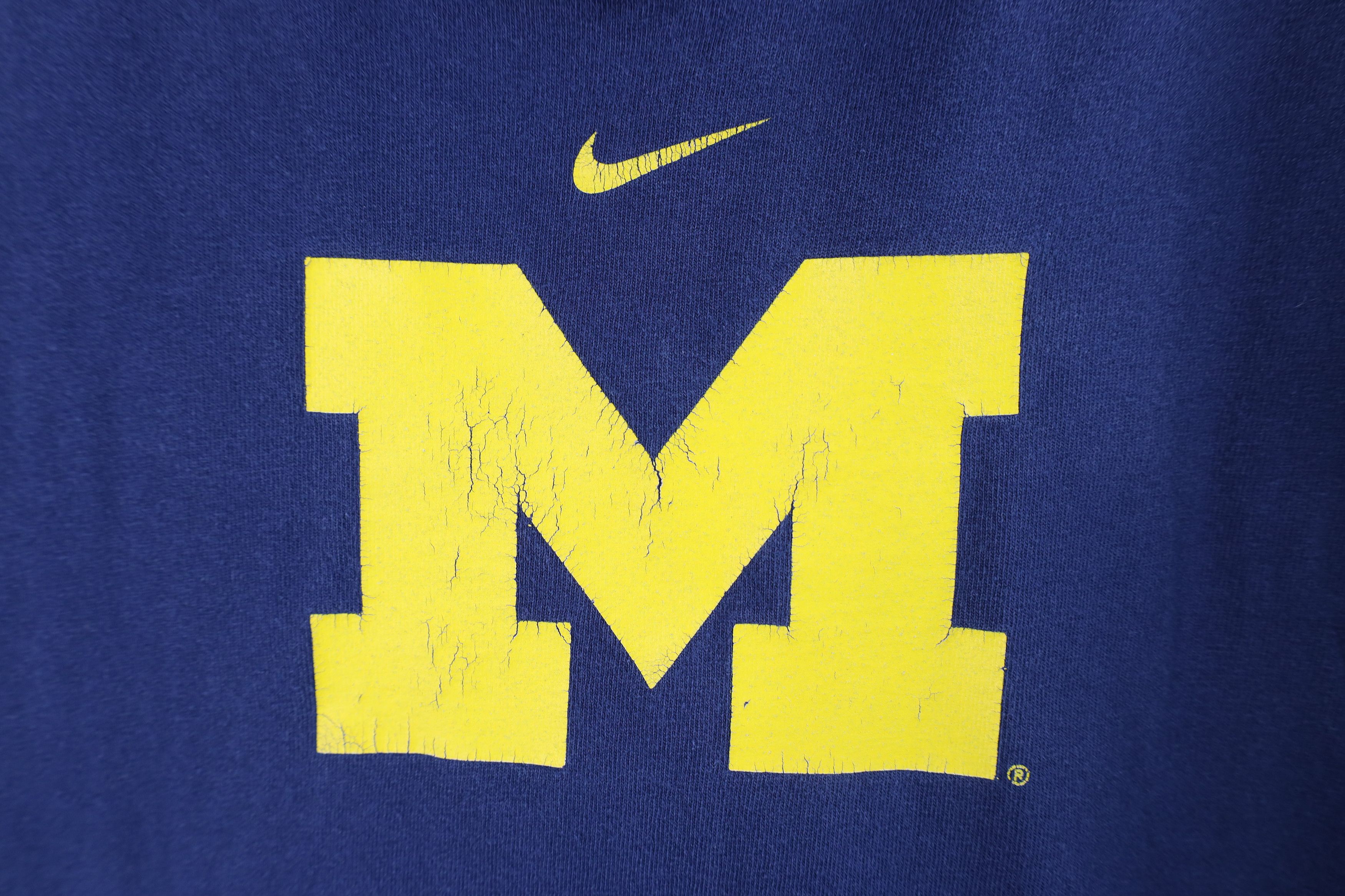 Nike × Vintage Vintage Nike Mini Swoosh University of Michigan T-Shirt Blue Size US XXL / EU 58 / 5 - 6 Thumbnail
