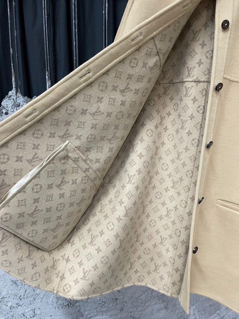 Louis Vuitton Louis Vuitton Wool Coat in New Condition -2505 Size XS / US 0-2 / IT 36-38 - 7 Thumbnail