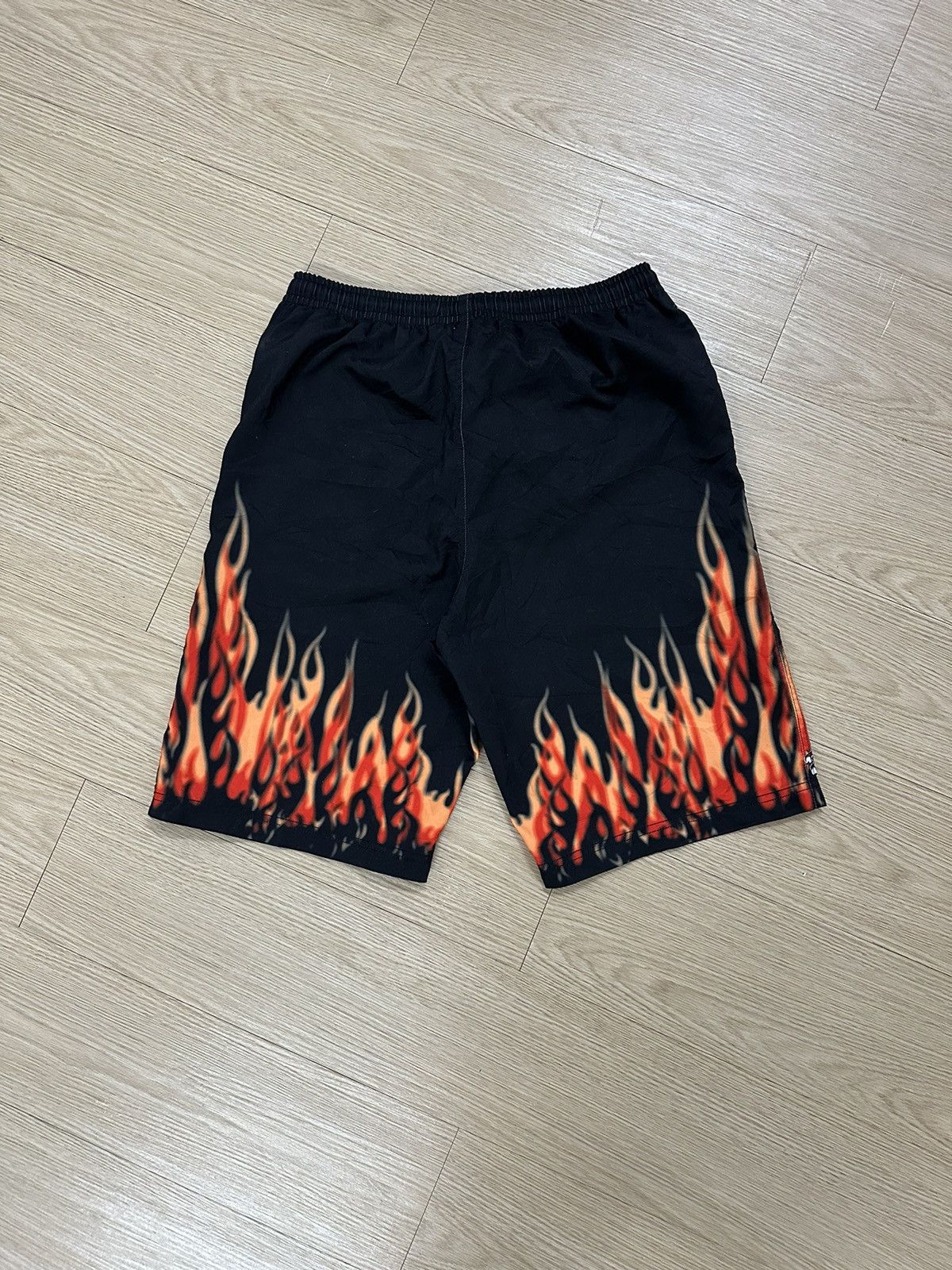 Anime × Vintage Rare And Beautiful One Piece Flame Comic Design Board Shorts Size US 32 / EU 48 - 4 Thumbnail