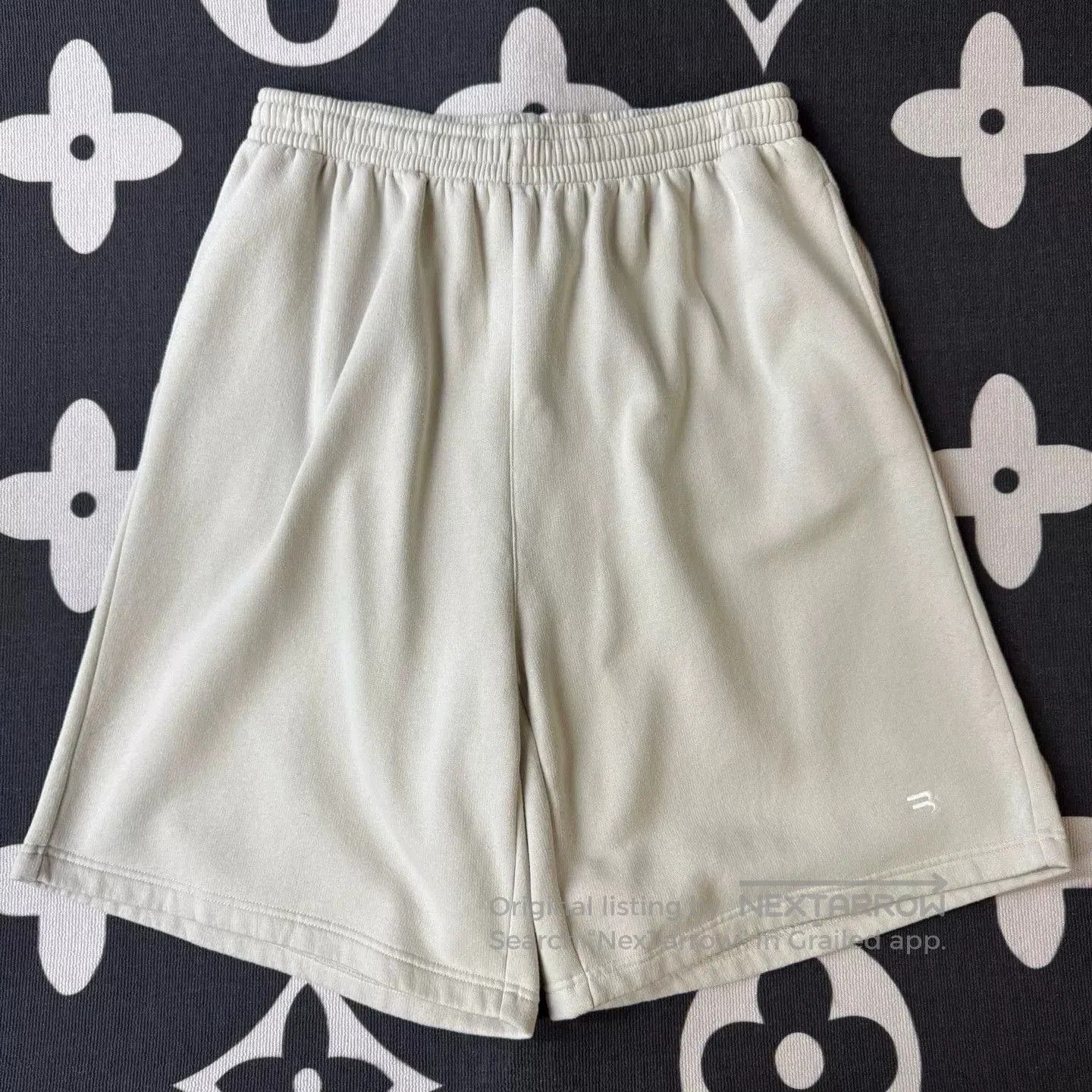 Balenciaga Balenciaga White Logo Shorts M. Size US 28 / EU 44 - 1 Thumbnail