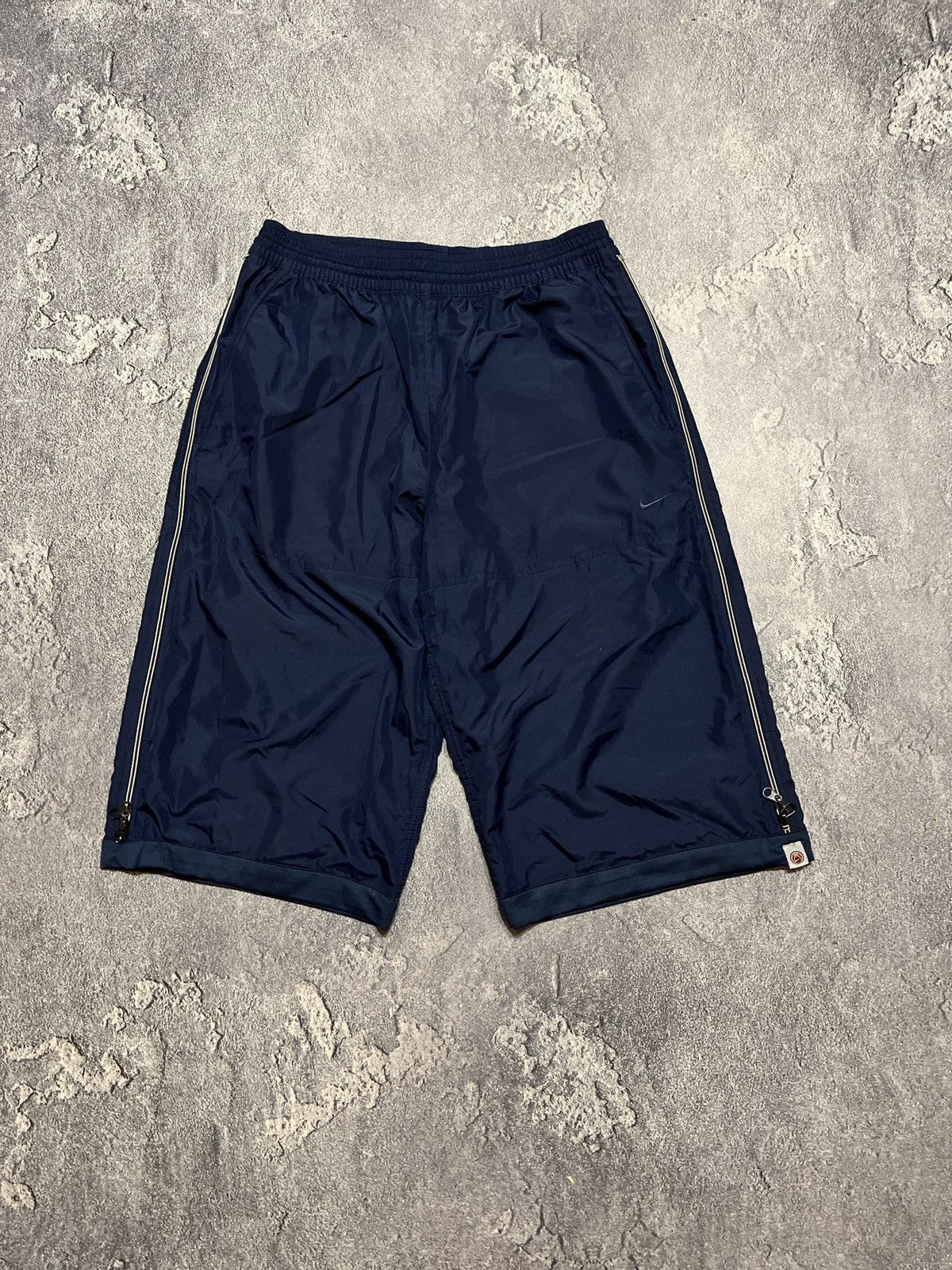 Nike × Vintage Vintage Mans Nike Team Shorts Swoosh Size US 36 / EU 52 - 1 Thumbnail