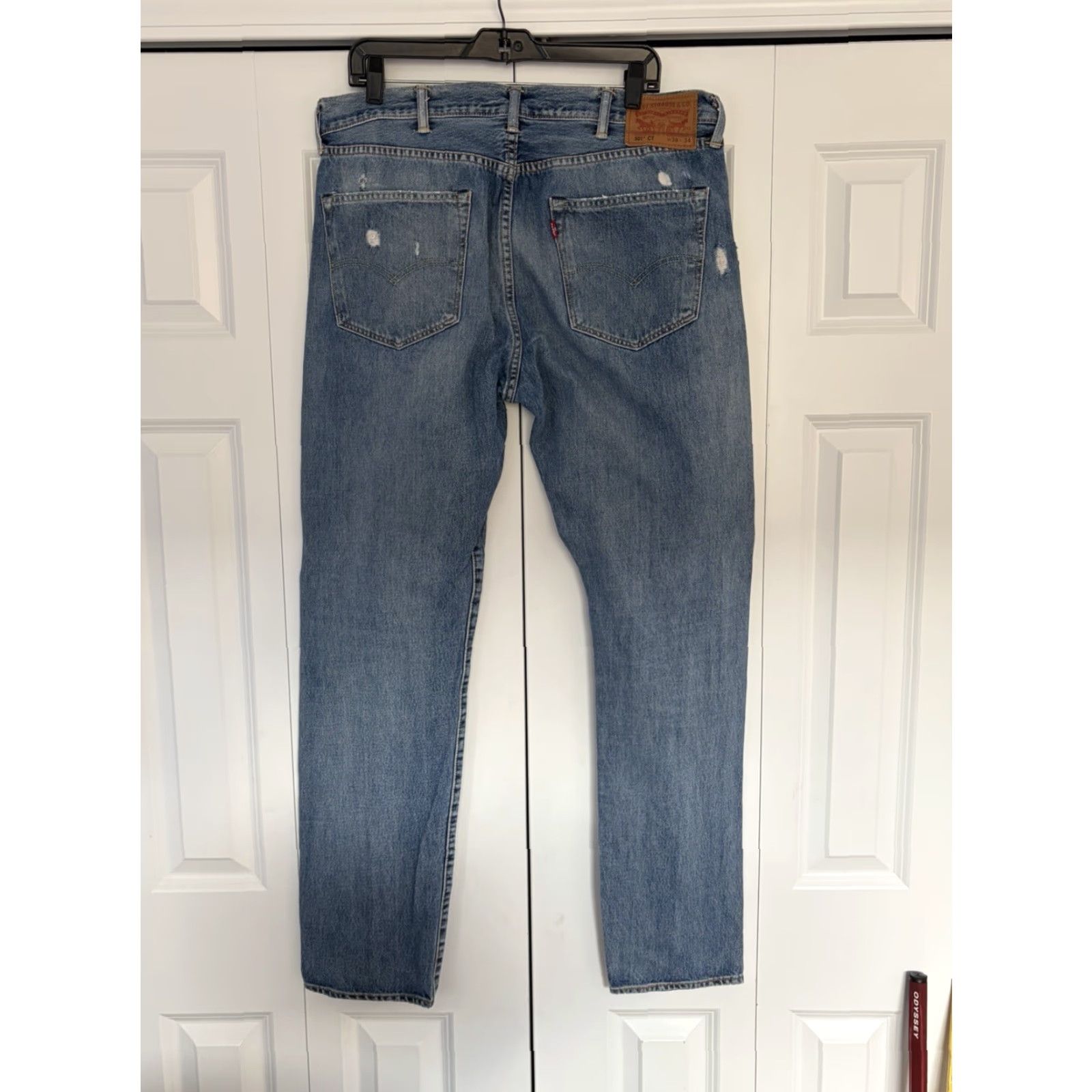 Levi's VINTAGE Levis 501 CT Jeans Mens 38x34 Blue Denim Button Fly Destroyed Size US 38 / EU 54 - 4 Thumbnail