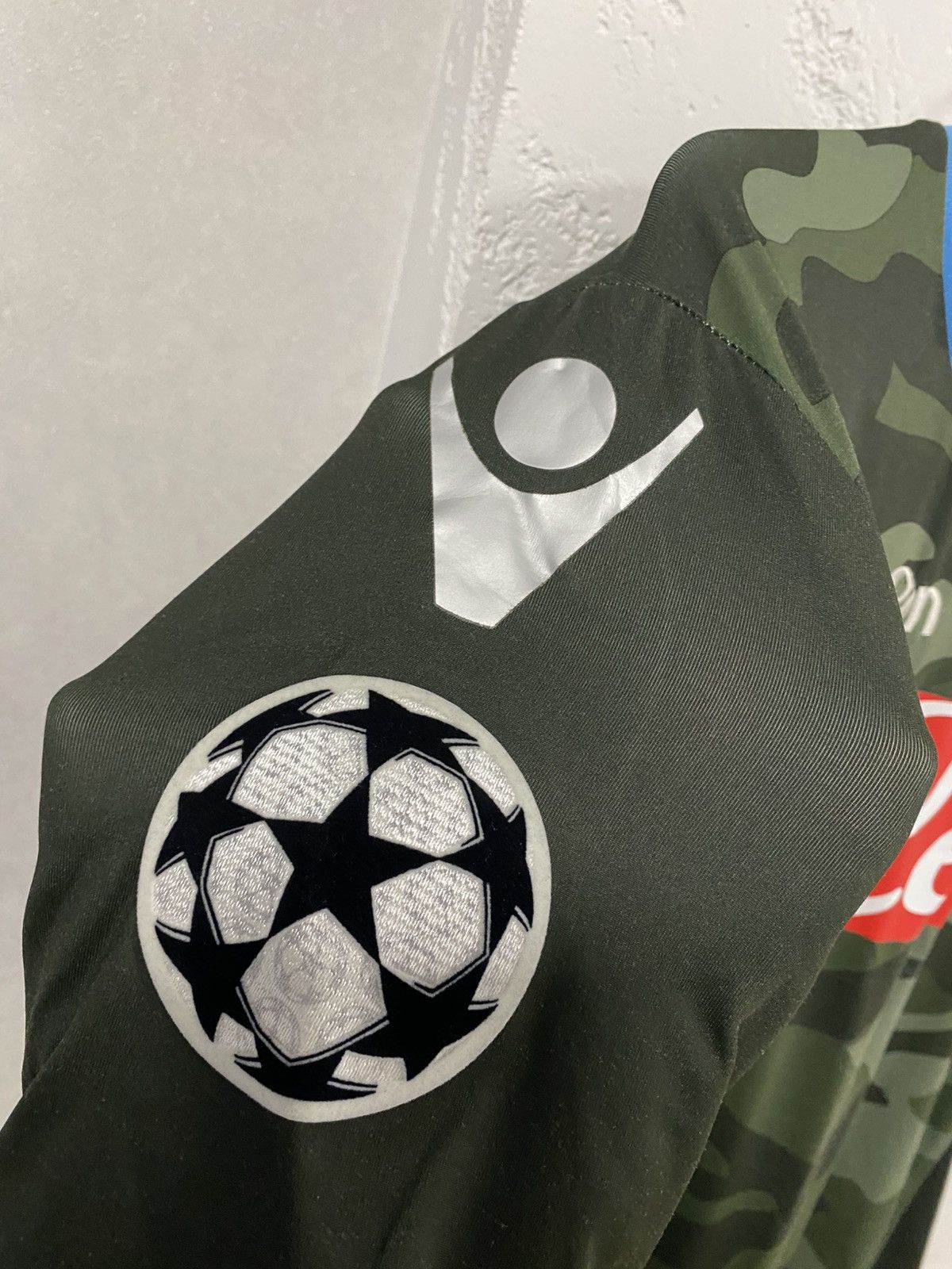 Macron Napoli Macron SSC 2013 2014 European Away Jersey Size:L Size US L / EU 52-54 / 3 - 4 Thumbnail