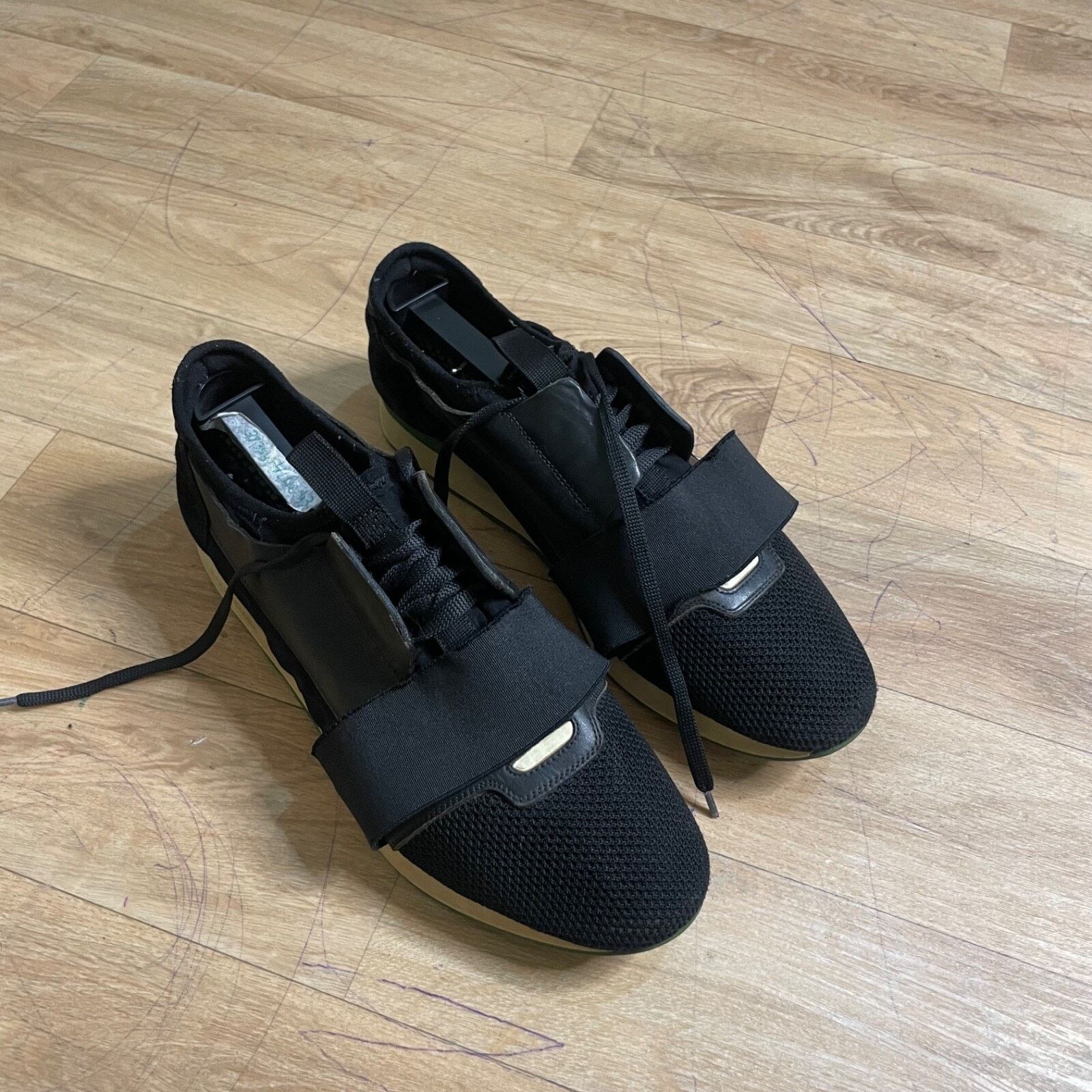 Balenciaga BALENCIAGA RUNNER Sneakers TRAINERS SHOES Black Leather Men Size US 10 / EU 43 - 2 Thumbnail